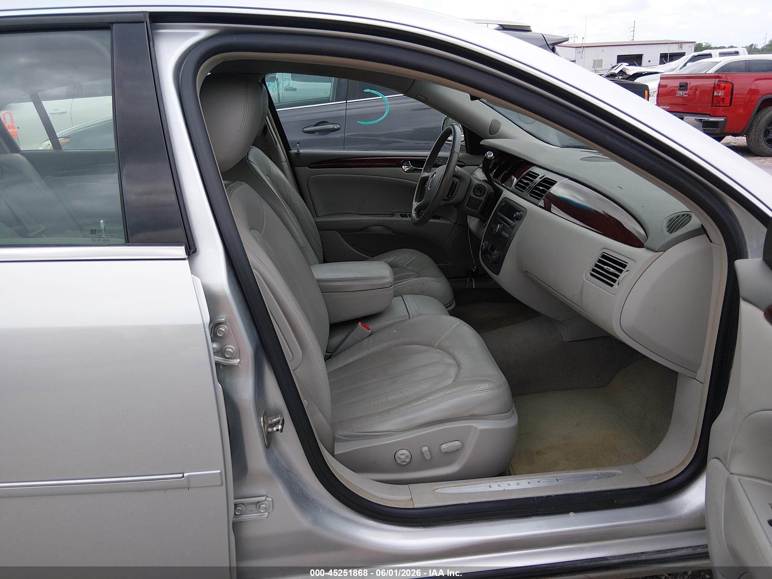 2009 Buick Lucerne Cxl Silver vin: 1G4HD57MX9U126493