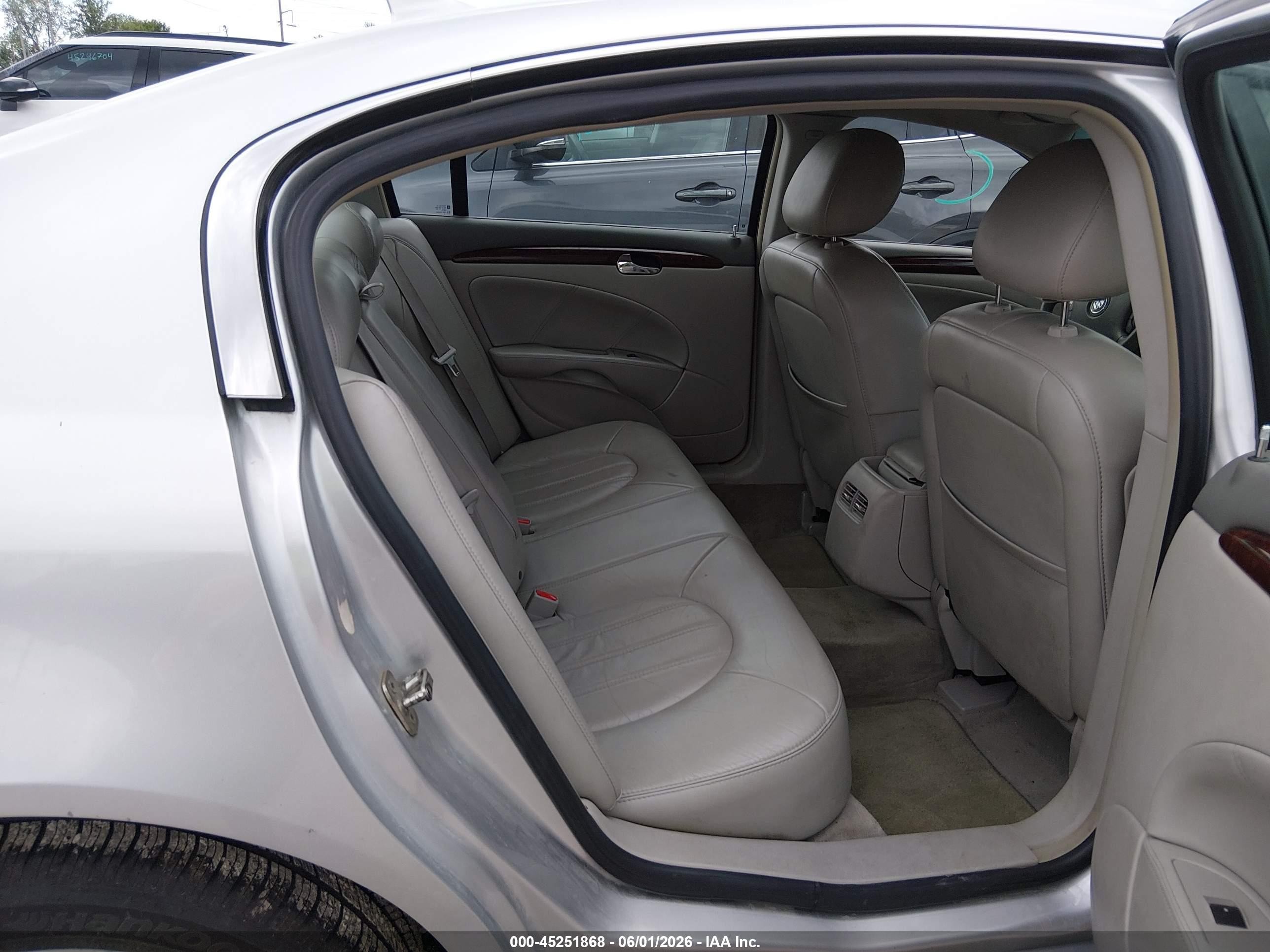 2009 Buick Lucerne Cxl Silver vin: 1G4HD57MX9U126493