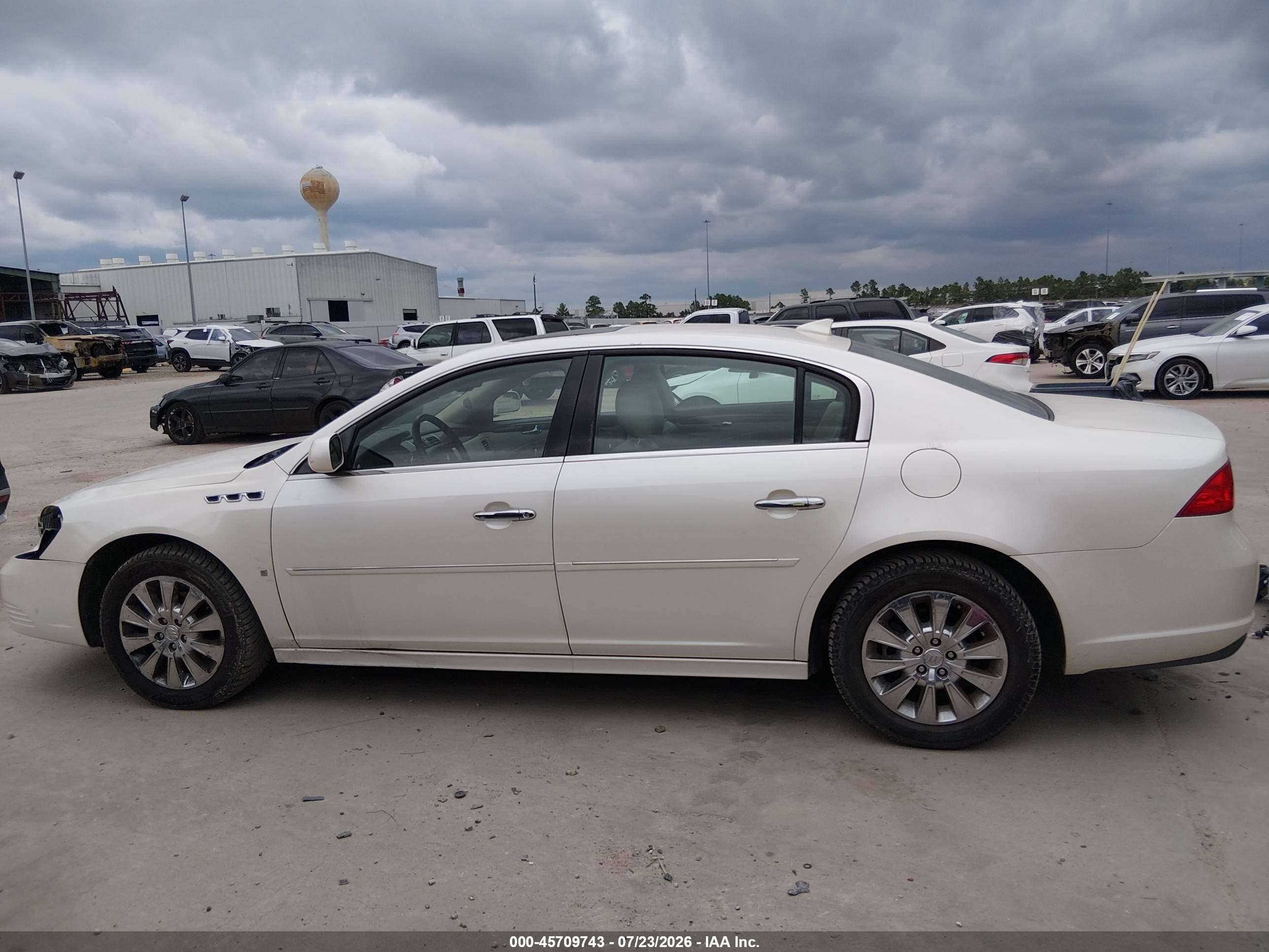 2010 Buick Lucerne Cxl Special Edition White vin: 1G4HD5EM7AU106001
