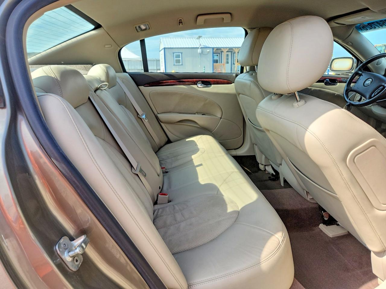 2010 Buick Lucerne Cxl Tan vin: 1G4HD5EM9AU116772