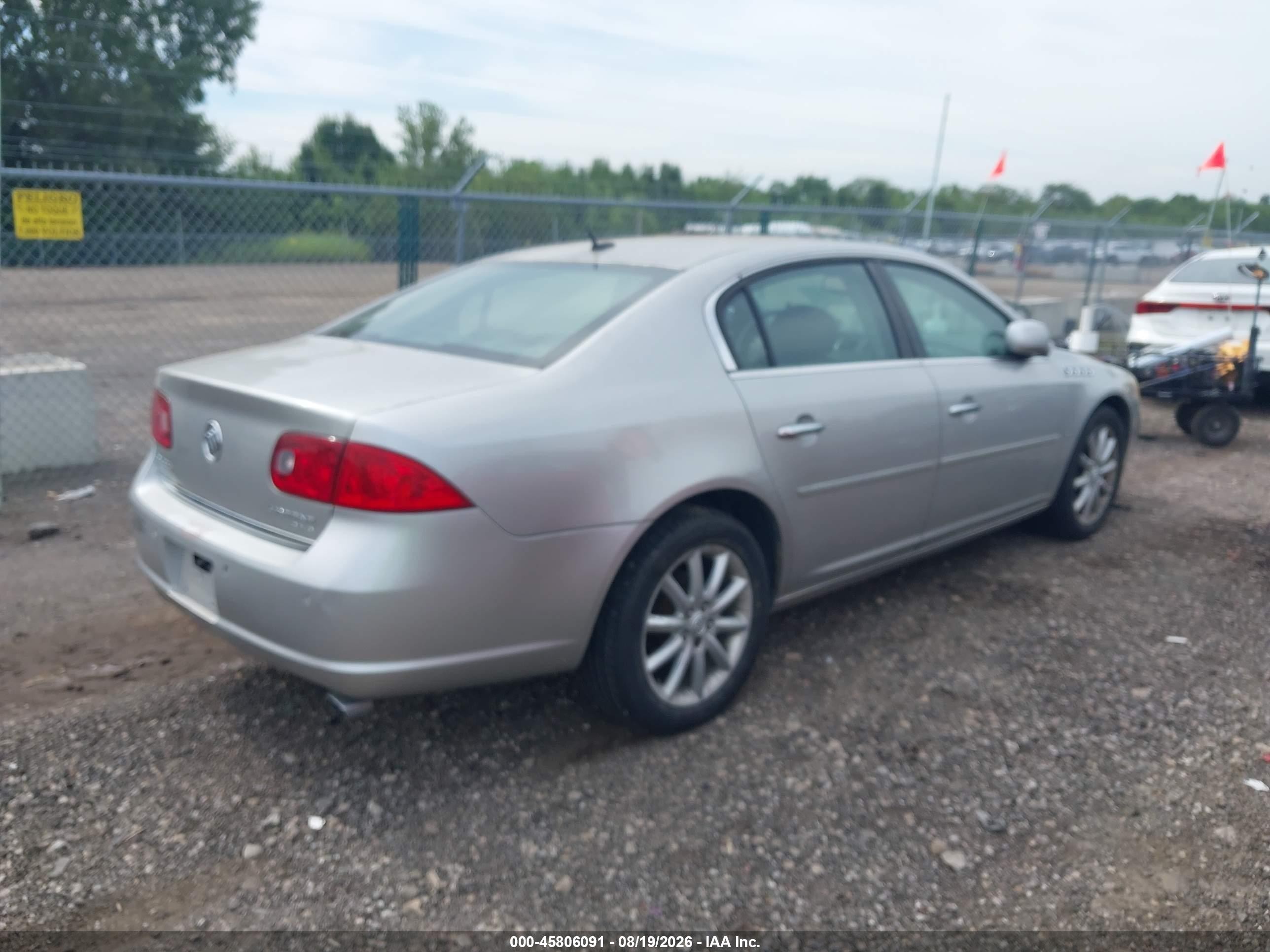 2006 Buick Lucerne Cxs Silver vin: 1G4HE57Y36U253078