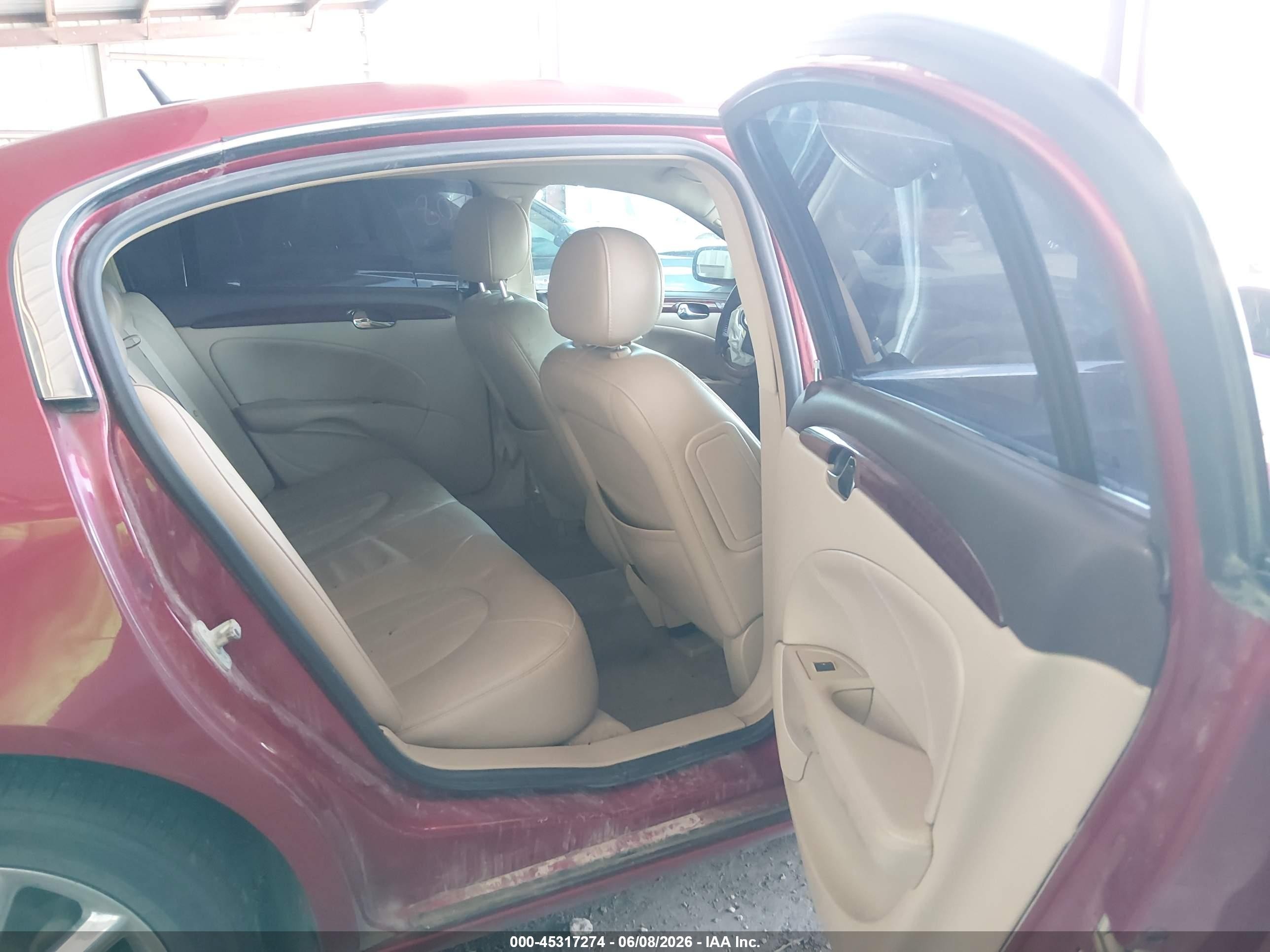 2008 Buick Lucerne Cxs Red vin: 1G4HE57Y88U159247