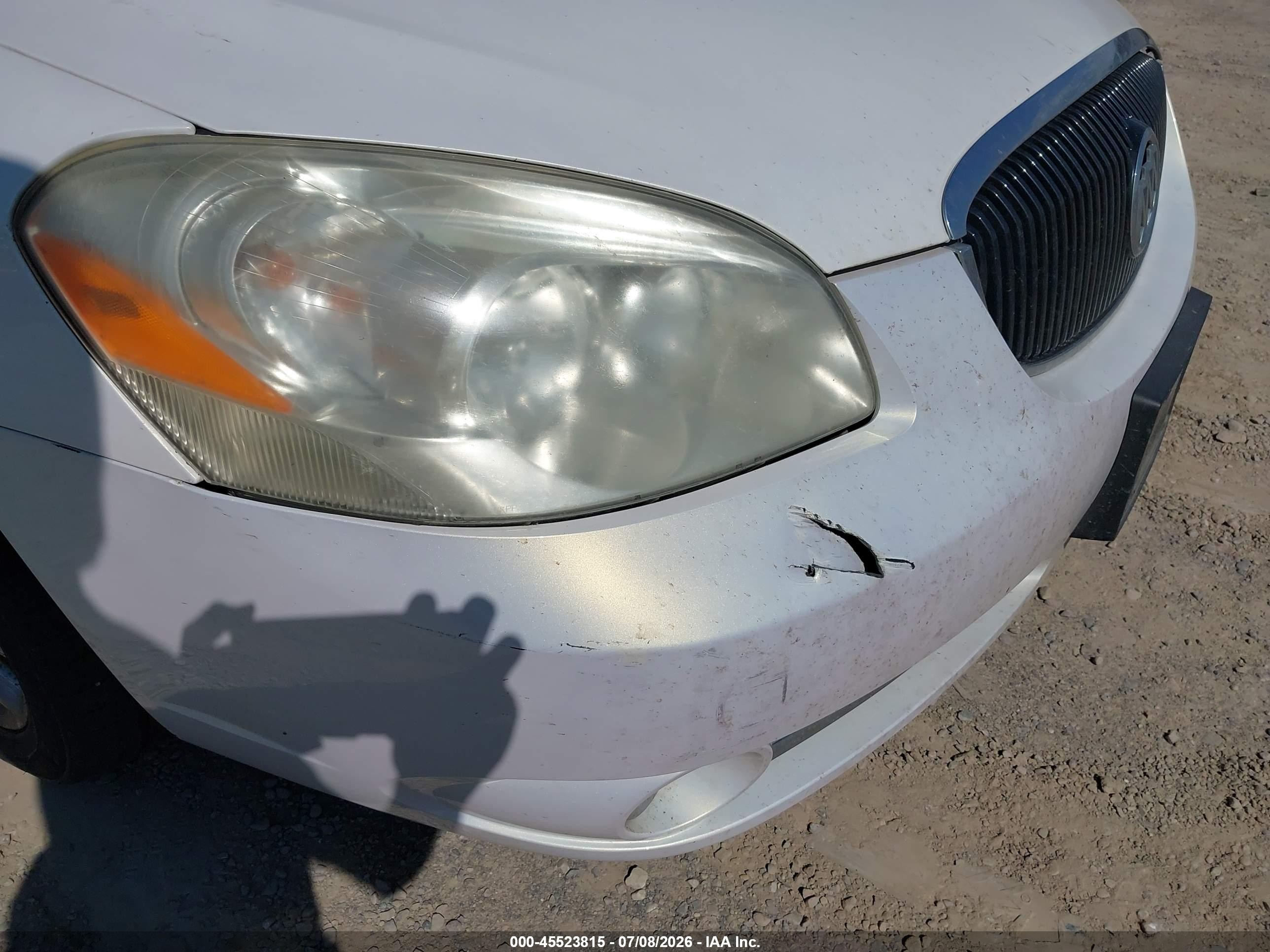 2007 Buick Lucerne Cxs White vin: 1G4HE57Y97U175018