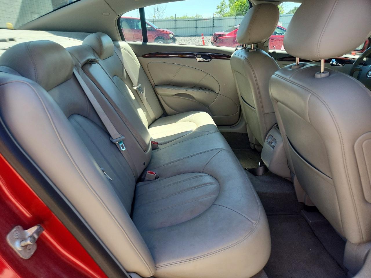2010 Buick Lucerne Cxl Red vin: 1G4HE5EM4AU107961