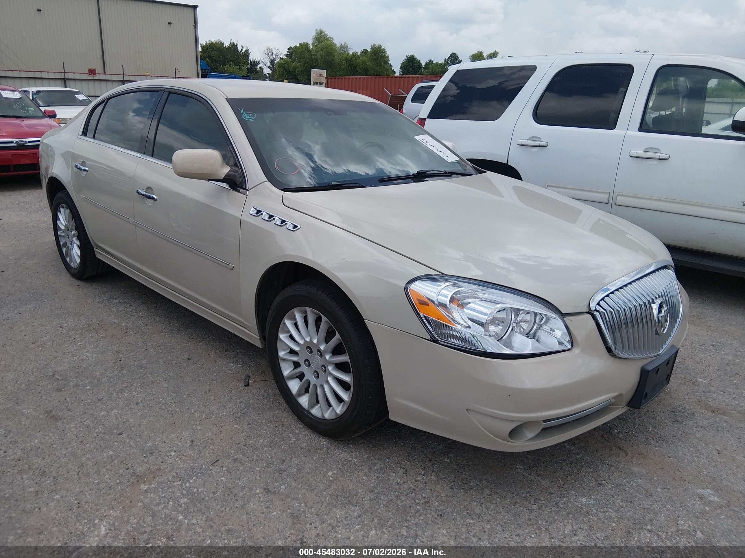 2010 Buick Lucerne Super Beige vin: 1G4HH5E98AU116701