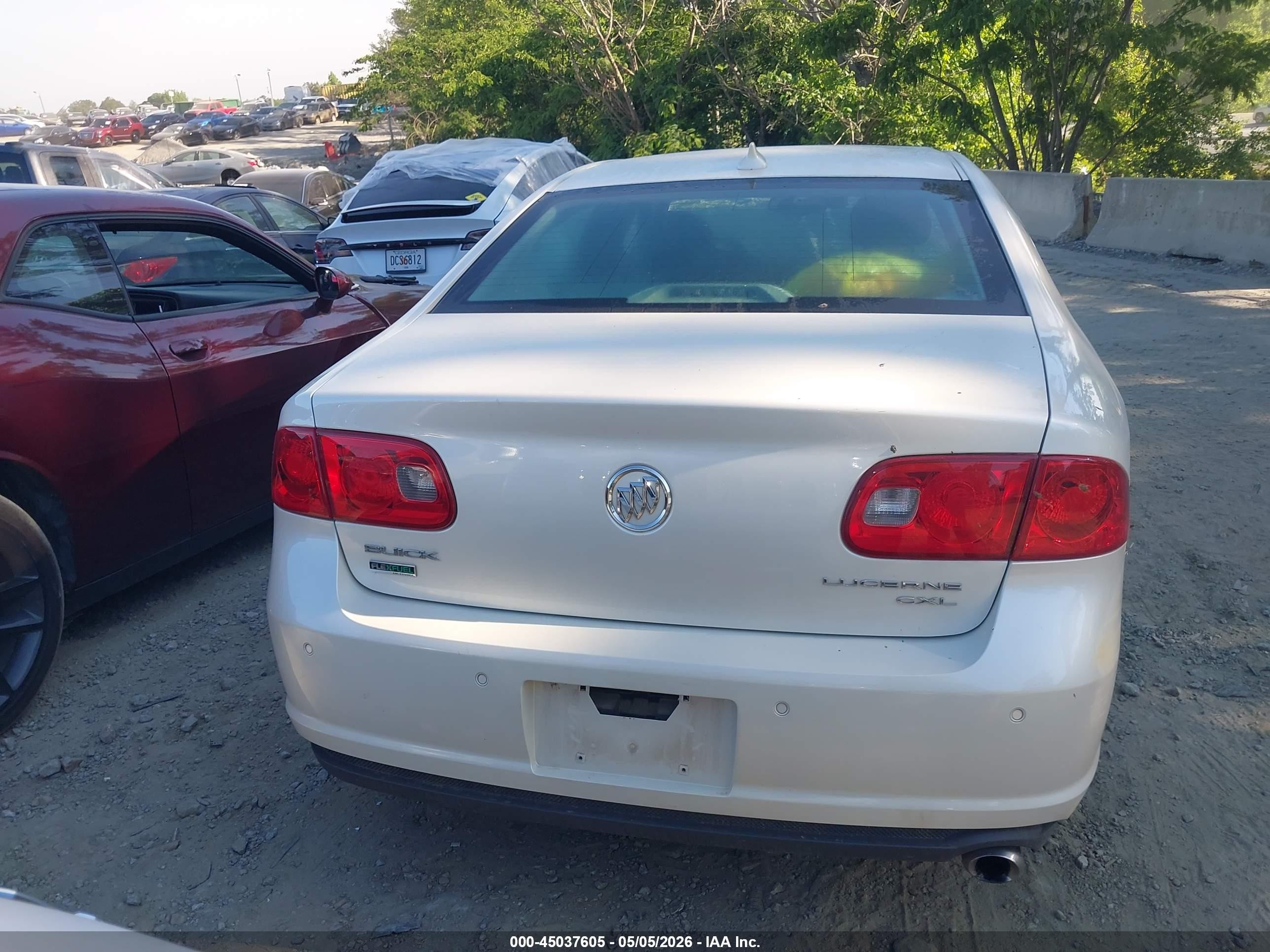 2011 Buick Lucerne Cxl Premium White vin: 1G4HJ5EM2BU106871