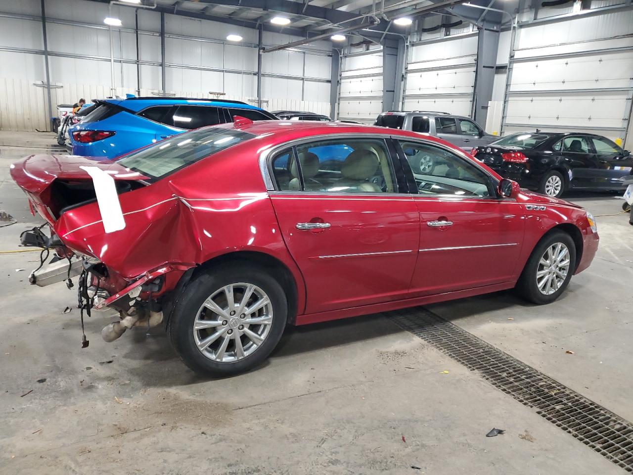 2011 Buick Lucerne Cxl Red vin: 1G4HJ5EM3BU111173