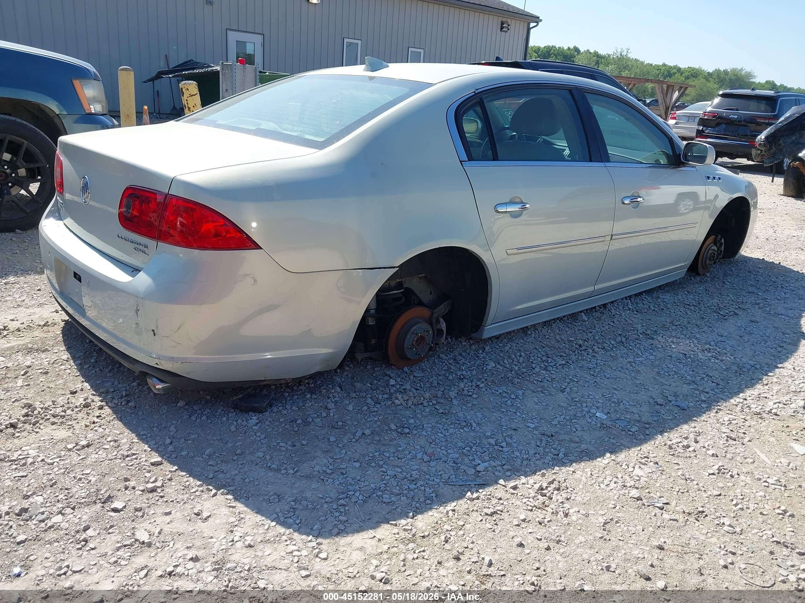 2010 Buick Lucerne Cxl Premium Silver vin: 1G4HJ5EM4AU123427
