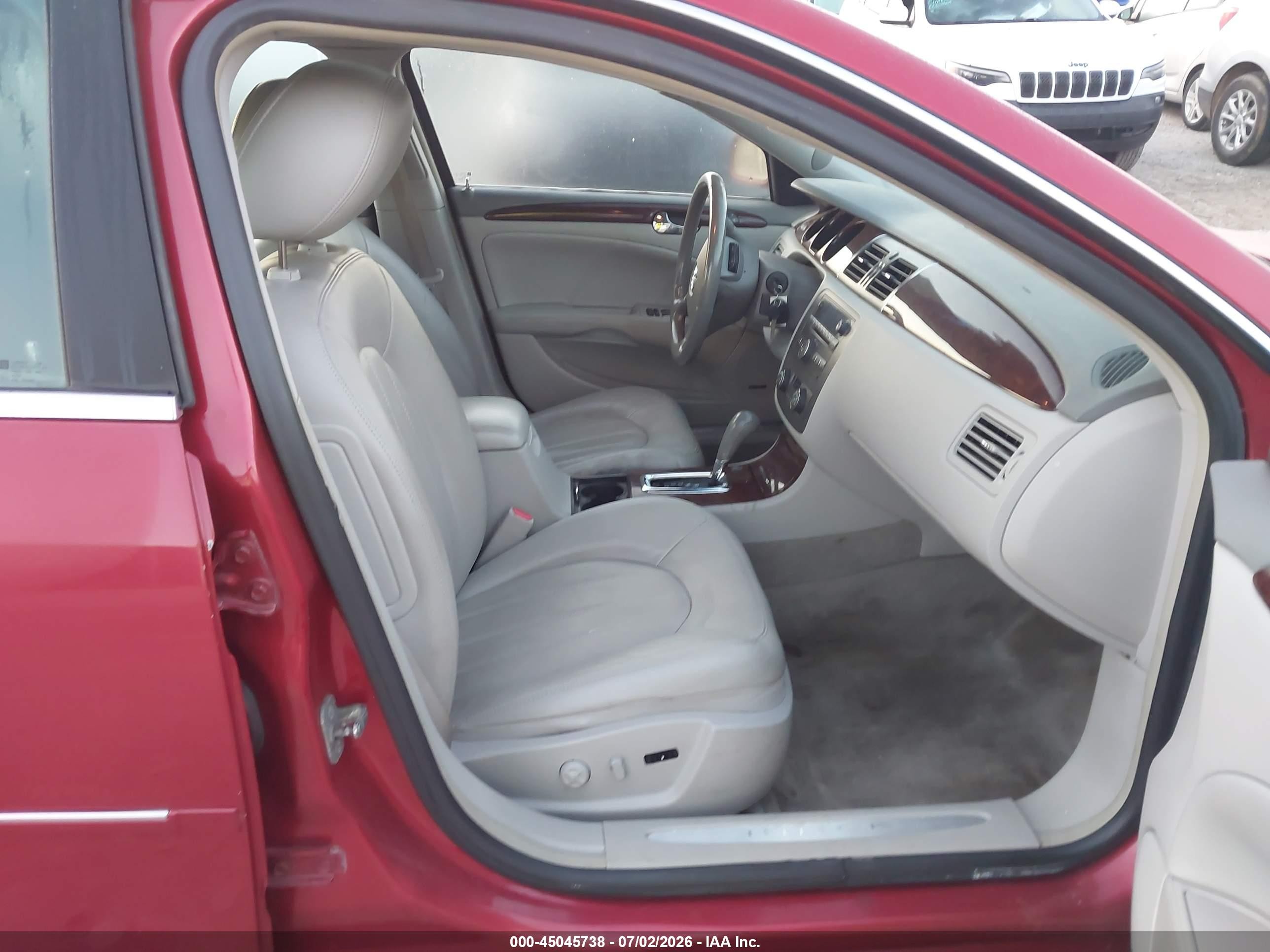 2011 Buick Lucerne Cxl Premium Red vin: 1G4HJ5EM5BU102670