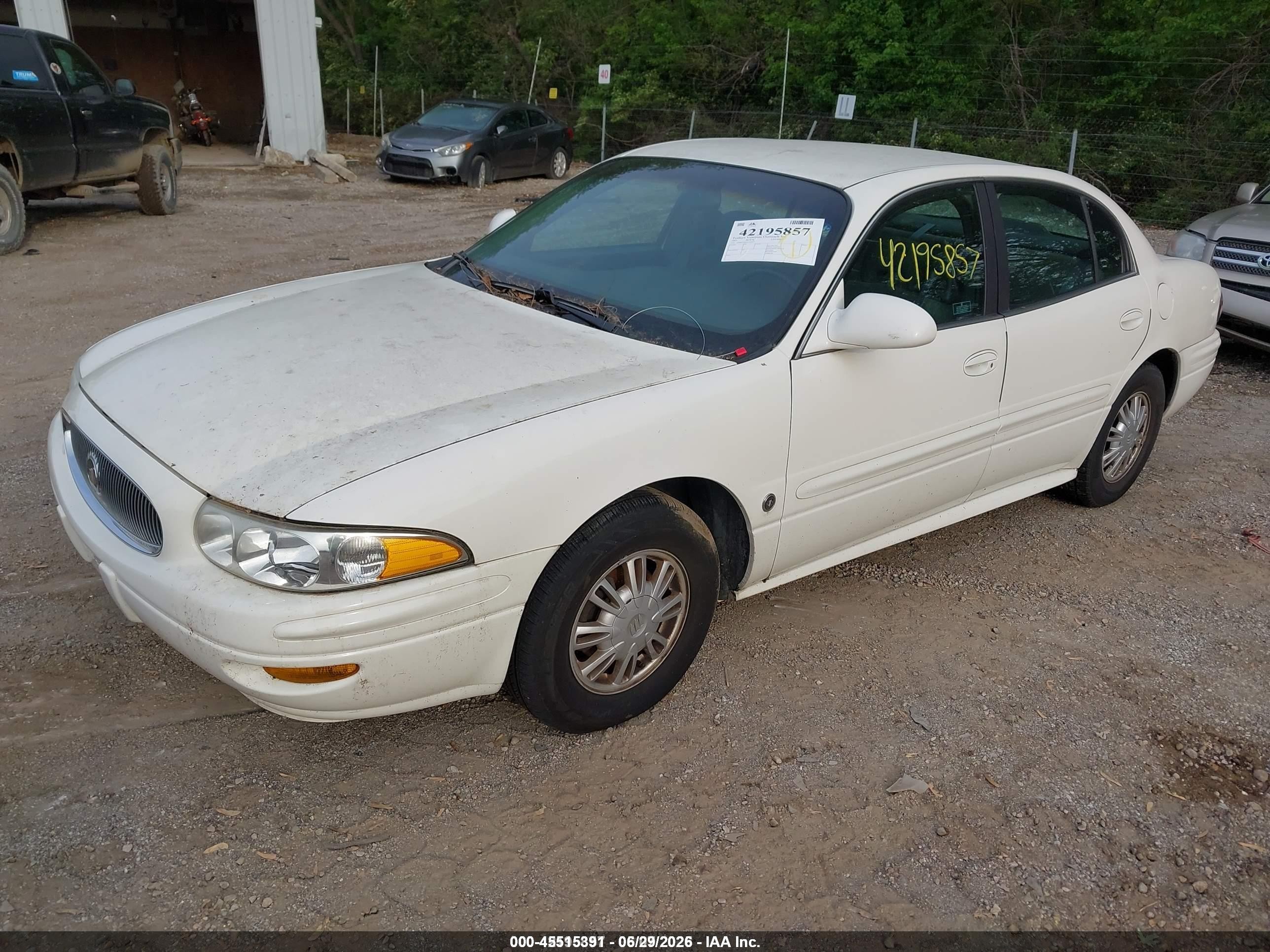 2005 Buick Lesabre Custom White vin: 1G4HP52K05U276250