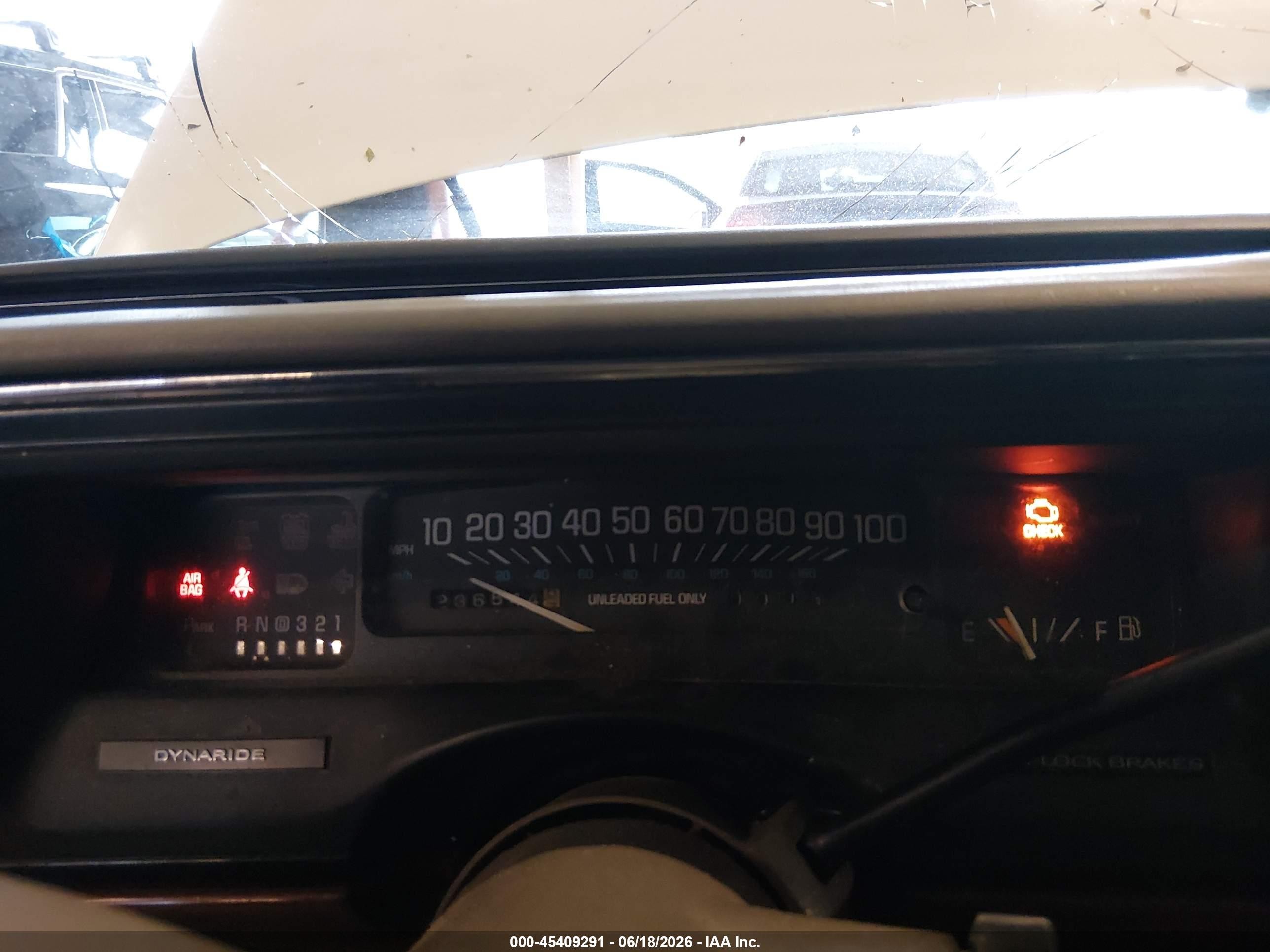 1999 Buick Lesabre Custom White vin: 1G4HP52K2XH450735