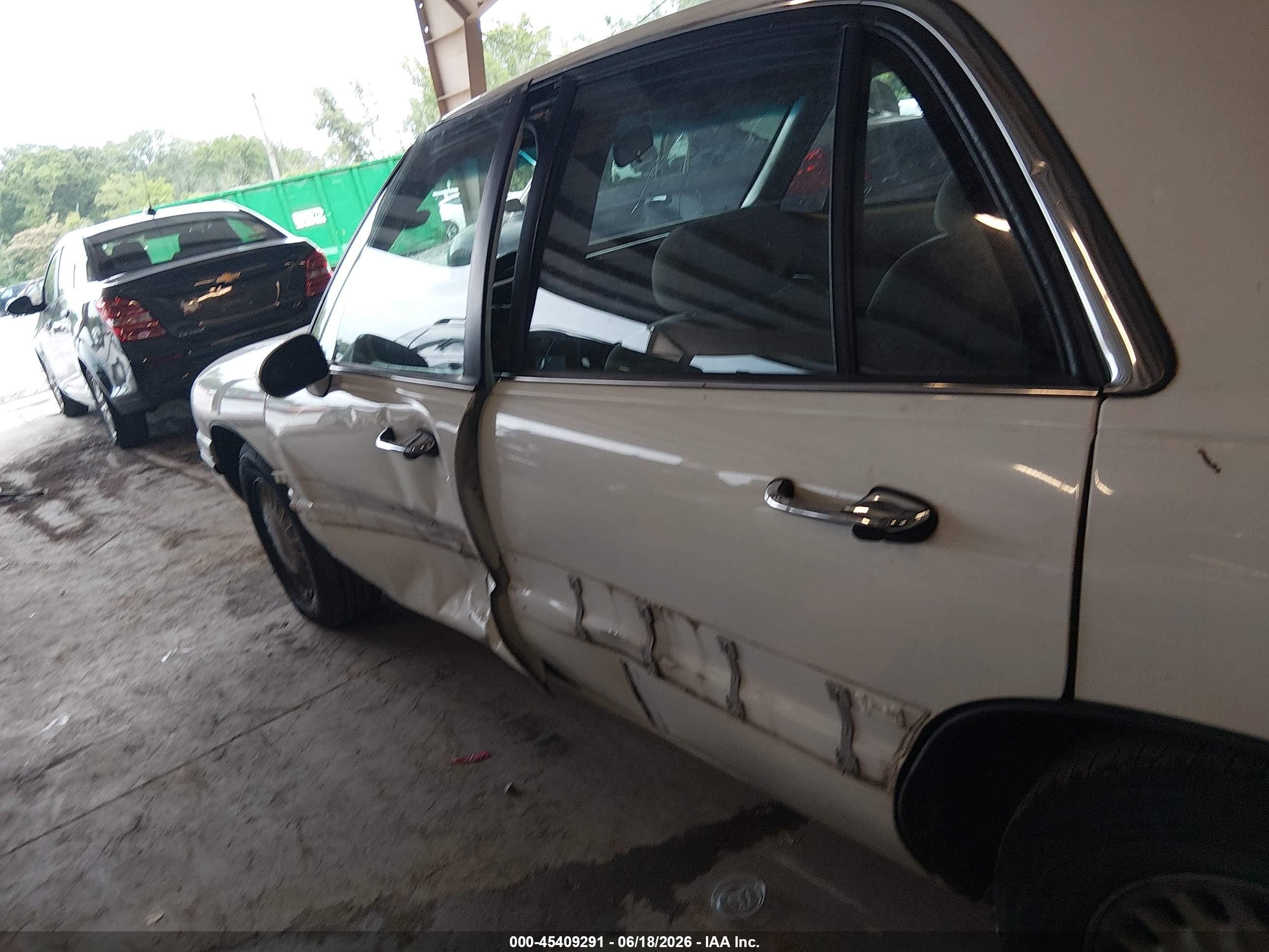 1999 Buick Lesabre Custom White vin: 1G4HP52K2XH450735