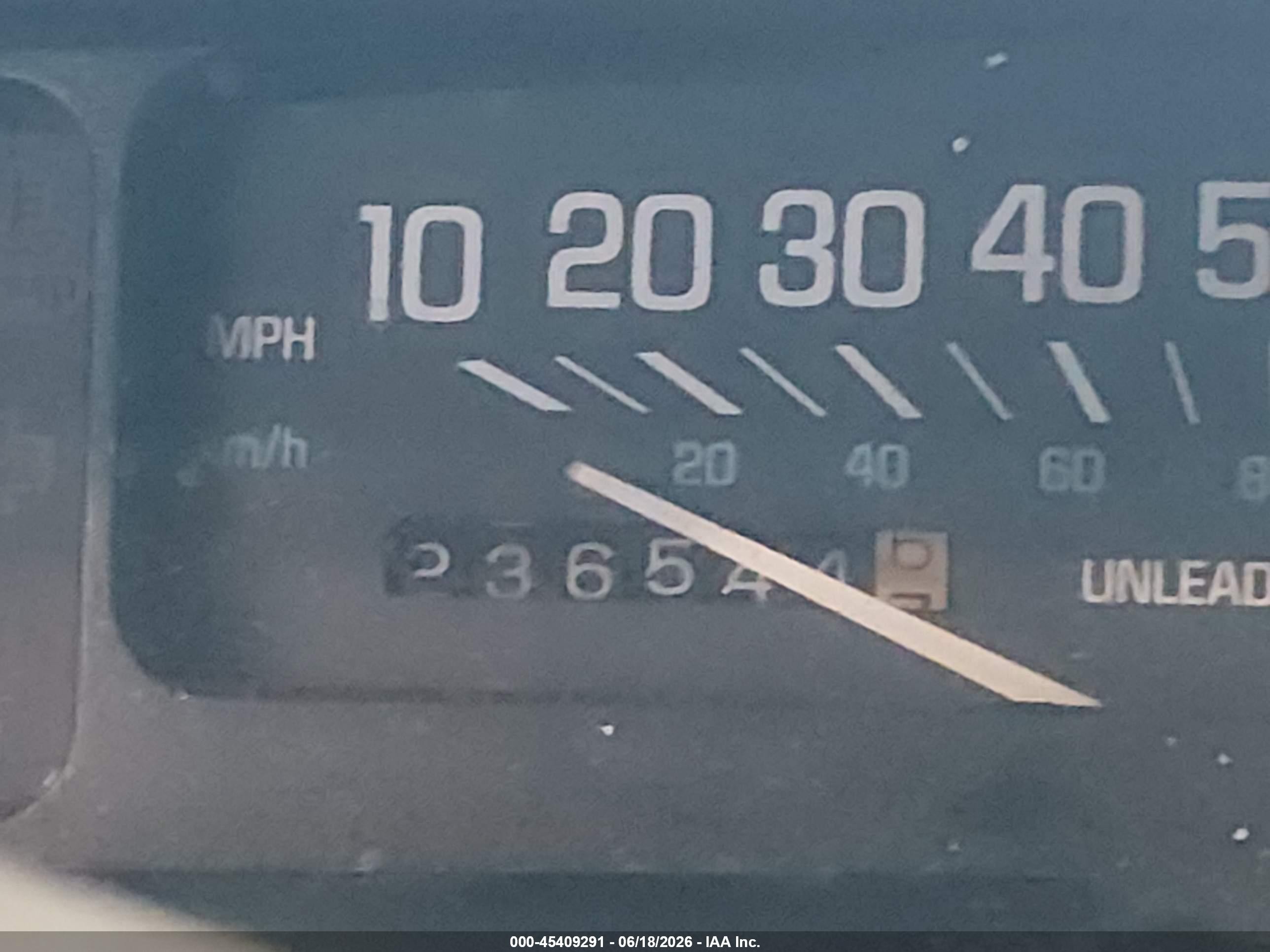 1999 Buick Lesabre Custom White vin: 1G4HP52K2XH450735