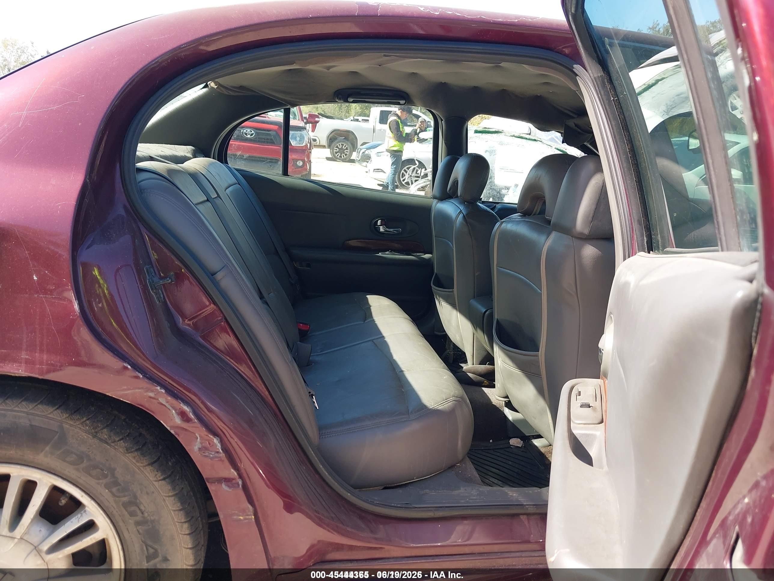 2004 Buick Lesabre Custom Red vin: 1G4HP52K34U127992