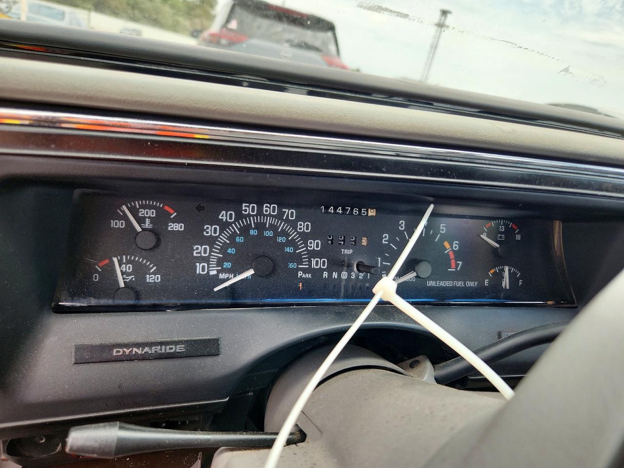 1998 Buick Lesabre Custom White vin: 1G4HP52K3WH412834