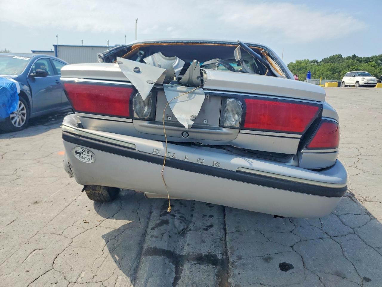 1998 Buick Lesabre Custom Silver vin: 1G4HP52K3WH473150