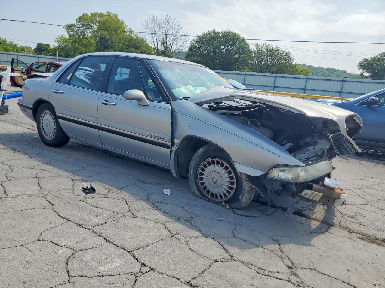 1998 Buick Lesabre Custom Silver vin: 1G4HP52K3WH473150
