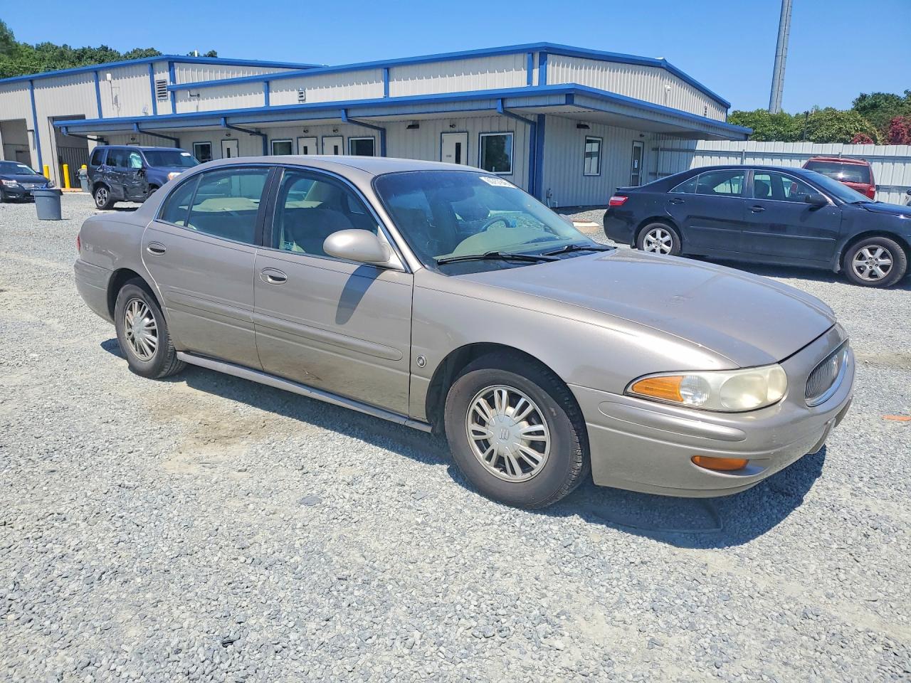2004 Buick Lesabre Custom Gold vin: 1G4HP52K44U112661