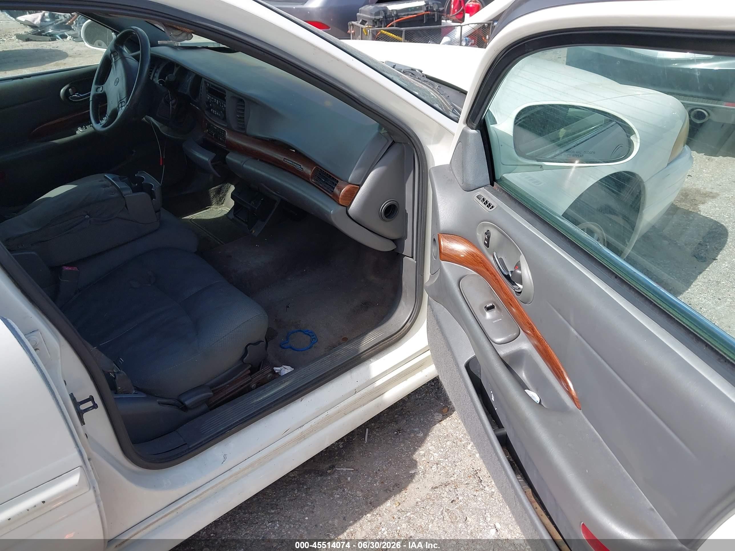 2004 Buick Lesabre Custom White vin: 1G4HP52K44U141688
