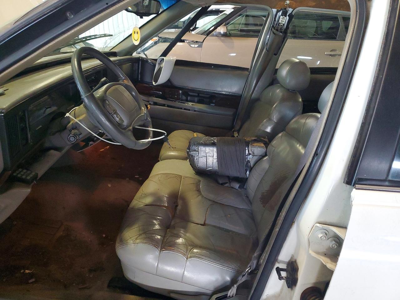 1997 Buick Lesabre Custom White vin: 1G4HP52K4VH564071