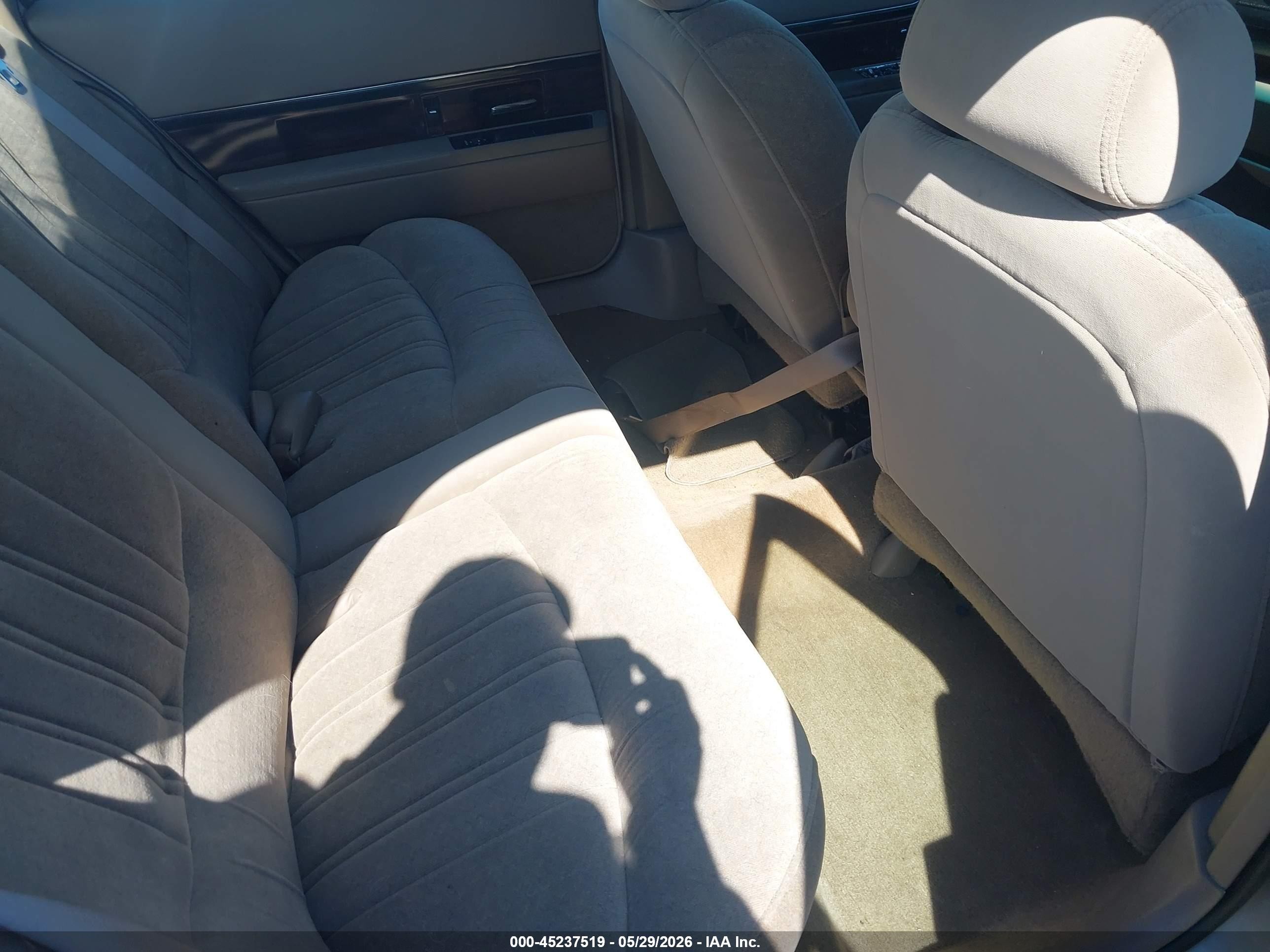 1998 Buick Lesabre Custom Champagne vin: 1G4HP52K4WH435085