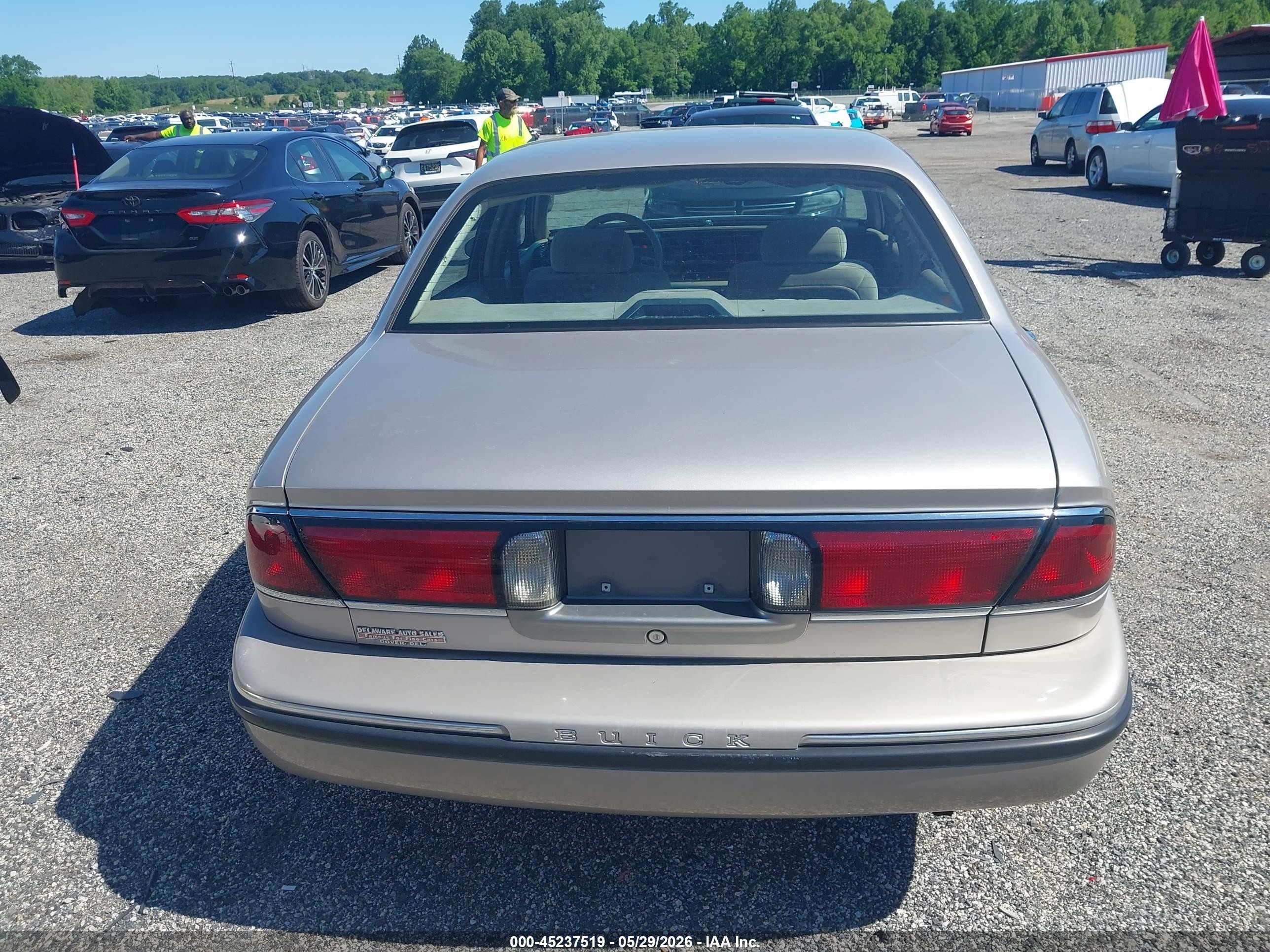 1998 Buick Lesabre Custom Champagne vin: 1G4HP52K4WH435085