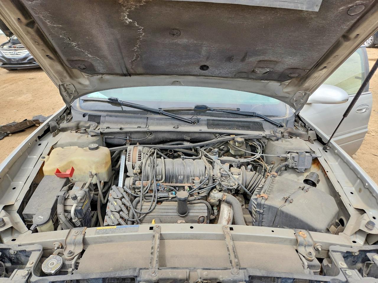 2005 Buick Lesabre Silver vin: 1G4HP52K55U261940