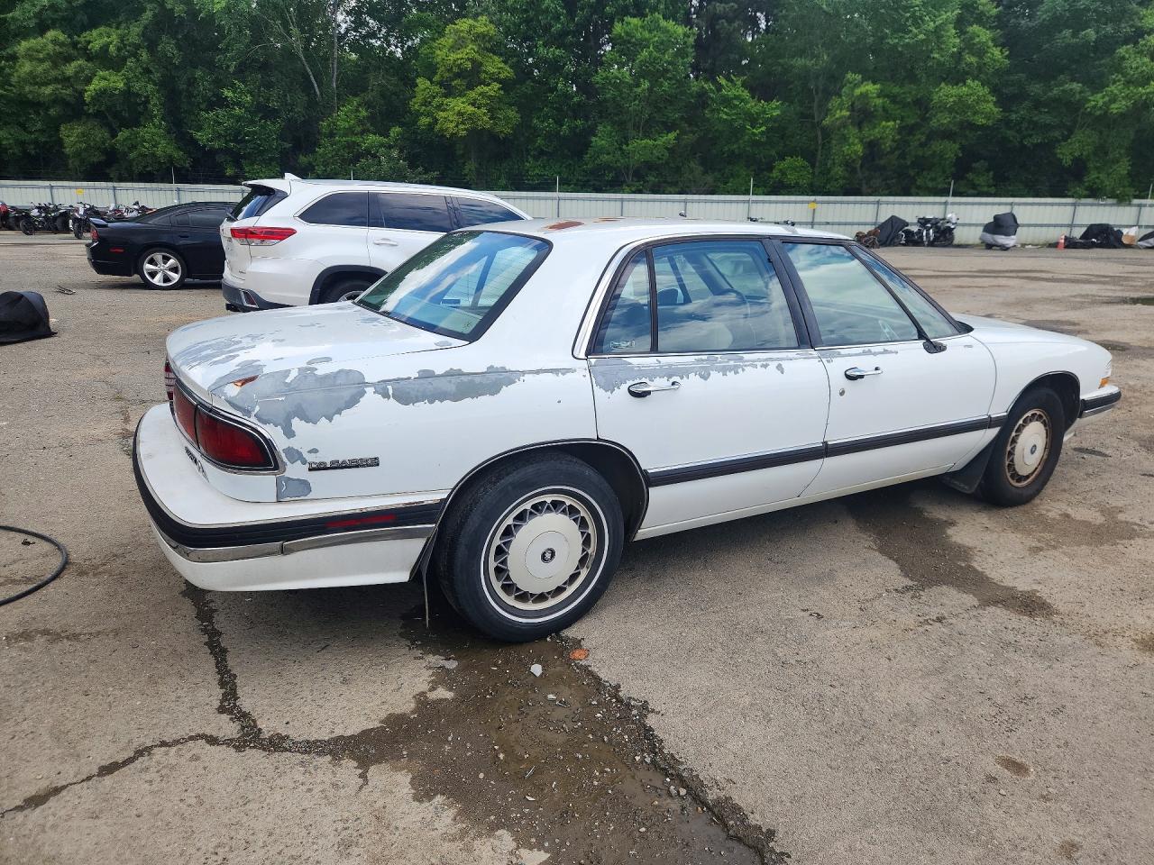 1996 Buick Lesabre Custom White vin: 1G4HP52K5TH403953