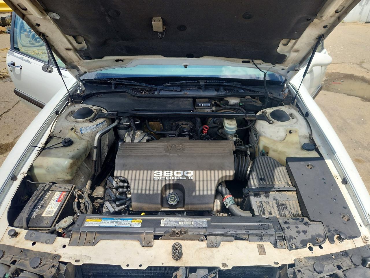 1996 Buick Lesabre Custom White vin: 1G4HP52K5TH403953