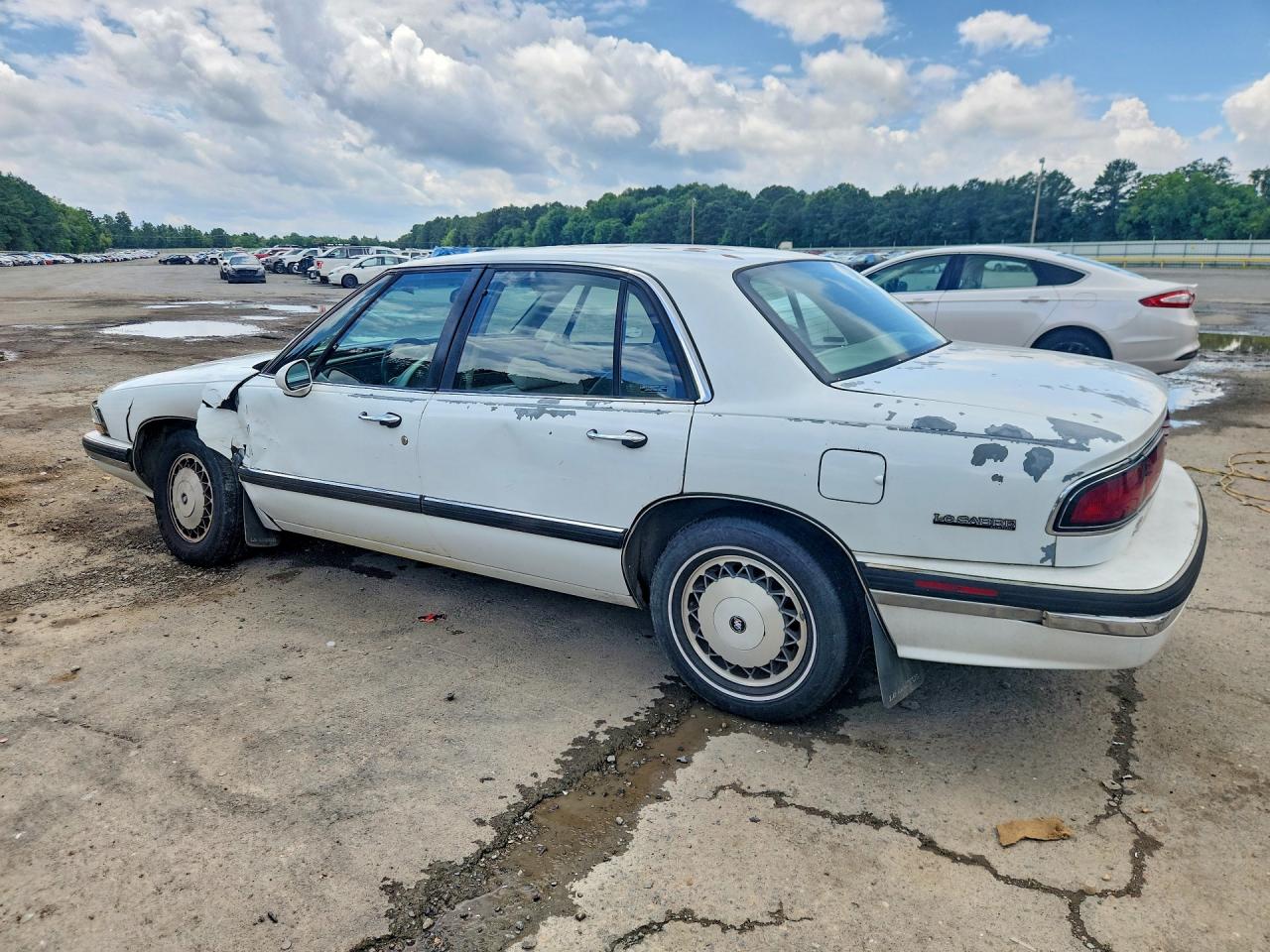 1996 Buick Lesabre Custom White vin: 1G4HP52K5TH403953