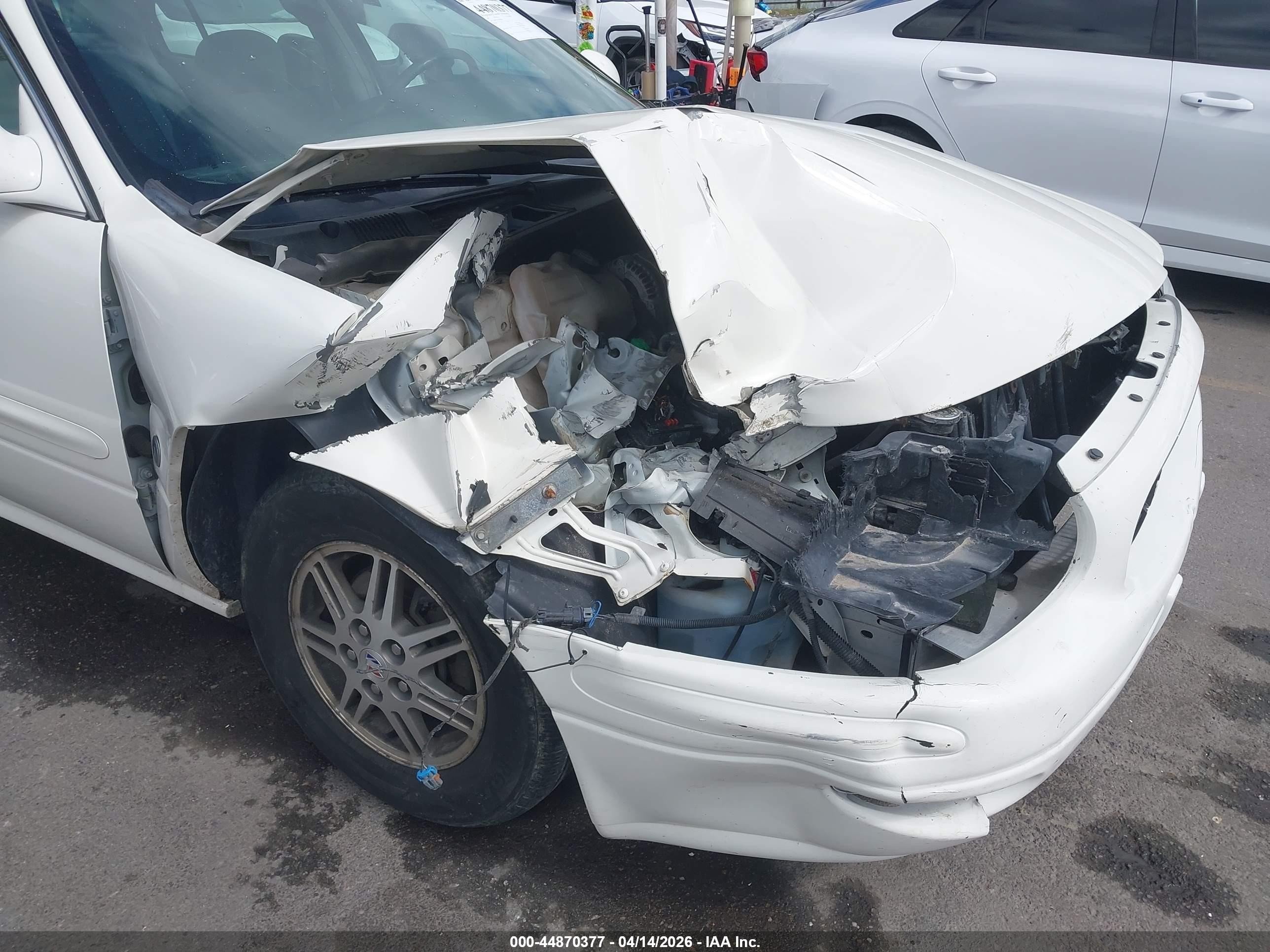 2005 Buick Lesabre Custom White vin: 1G4HP52K65U285406