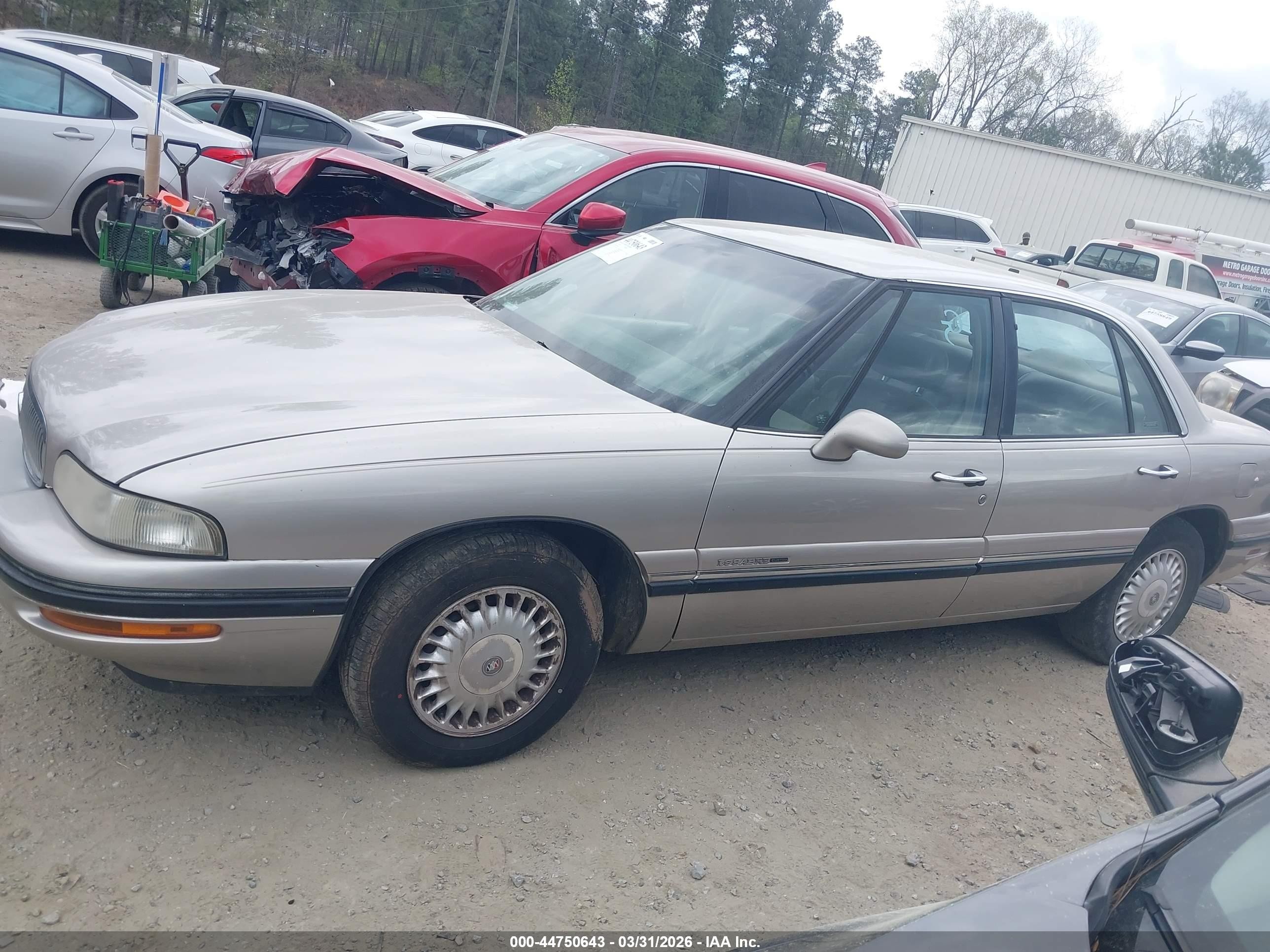 1998 Buick Lesabre Custom Gold vin: 1G4HP52K6WH401892