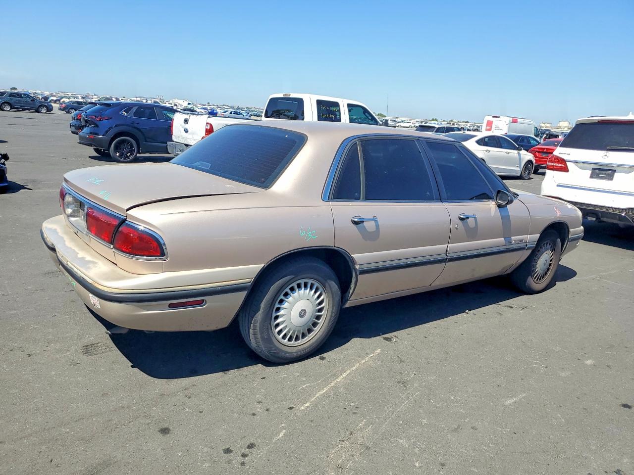 1999 Buick Lesabre Custom Бежевый vin: 1G4HP52K6XH464914