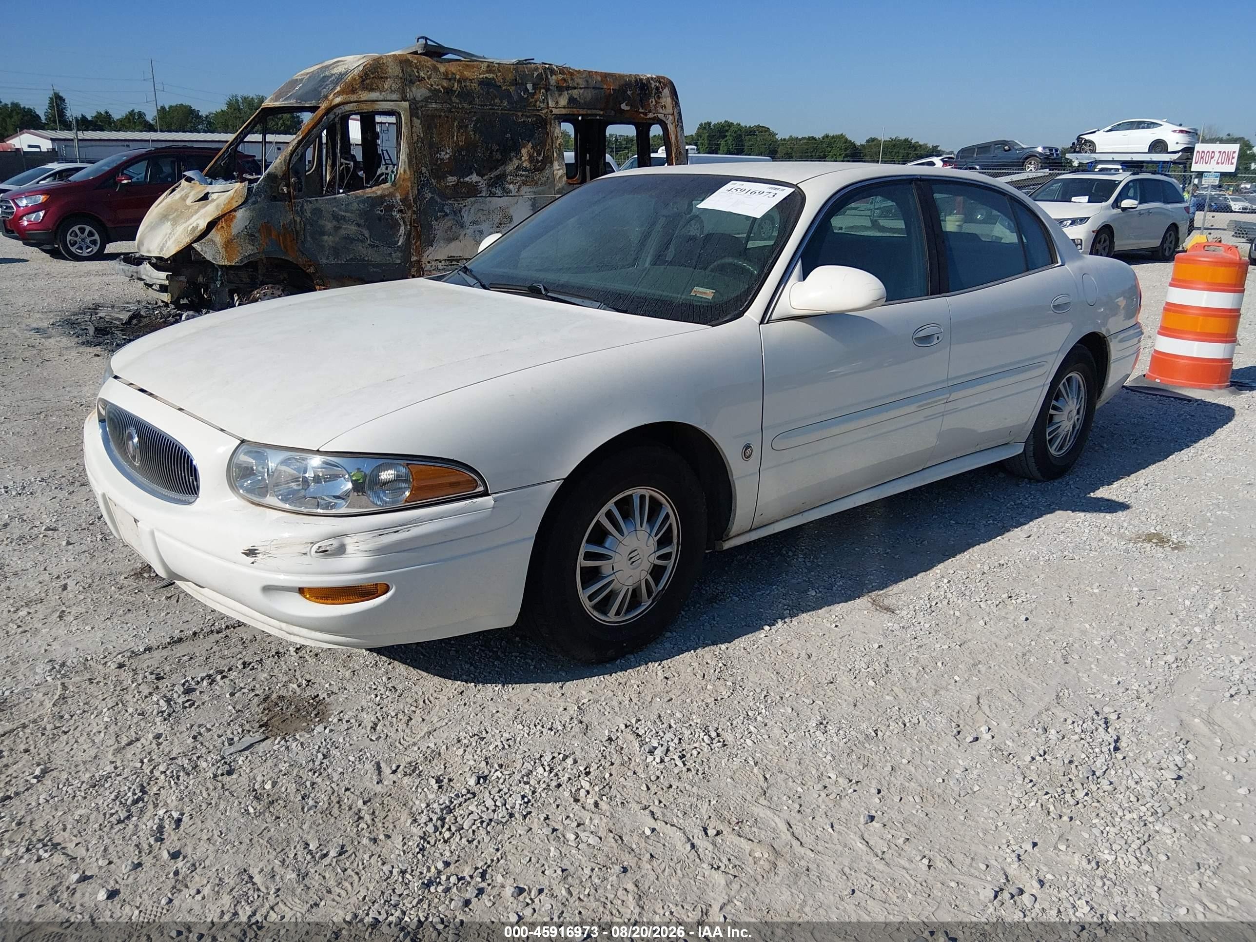 2004 Buick Lesabre Custom White vin: 1G4HP52K744174023