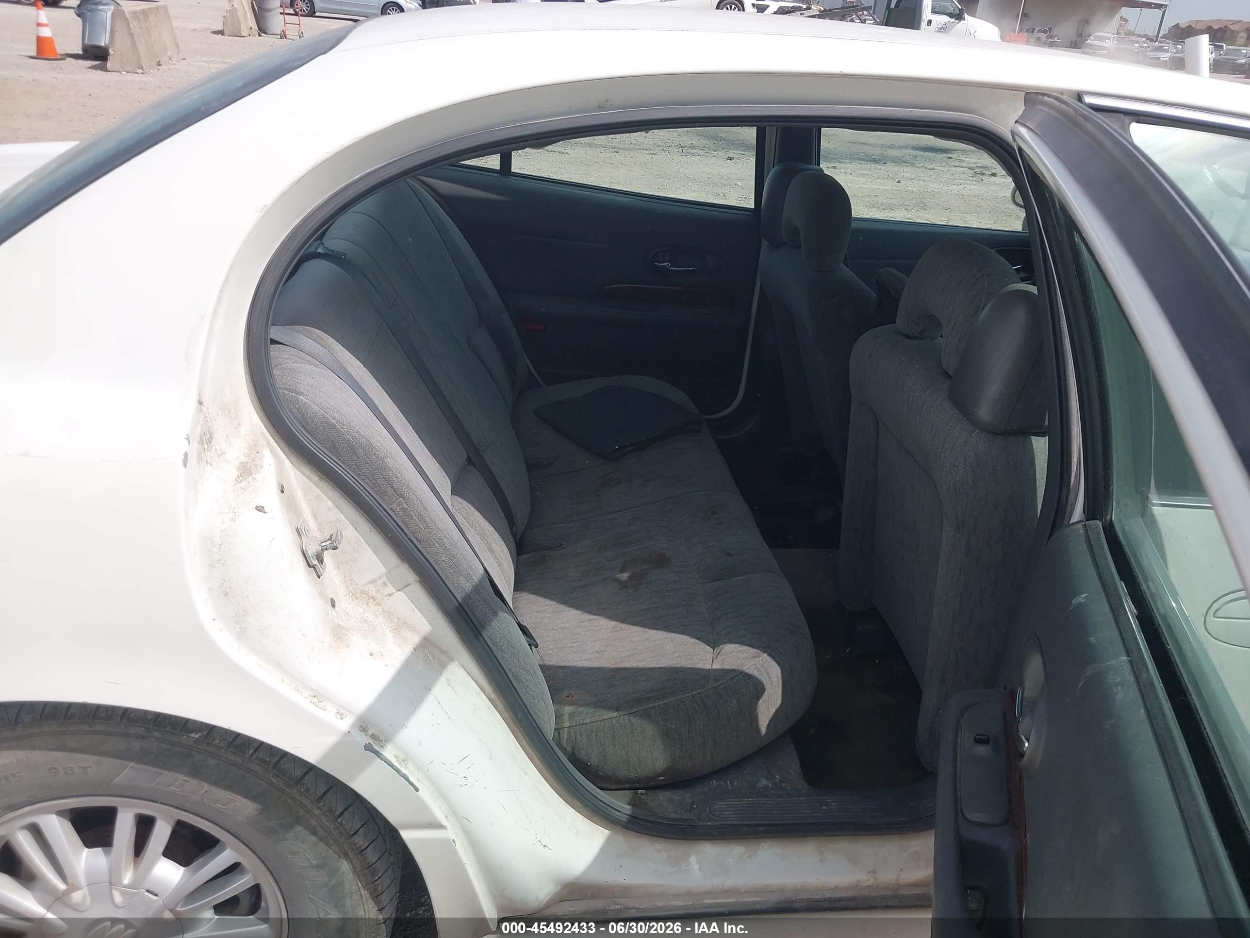 2005 Buick Lesabre Custom Белый vin: 1G4HP52K75U247263