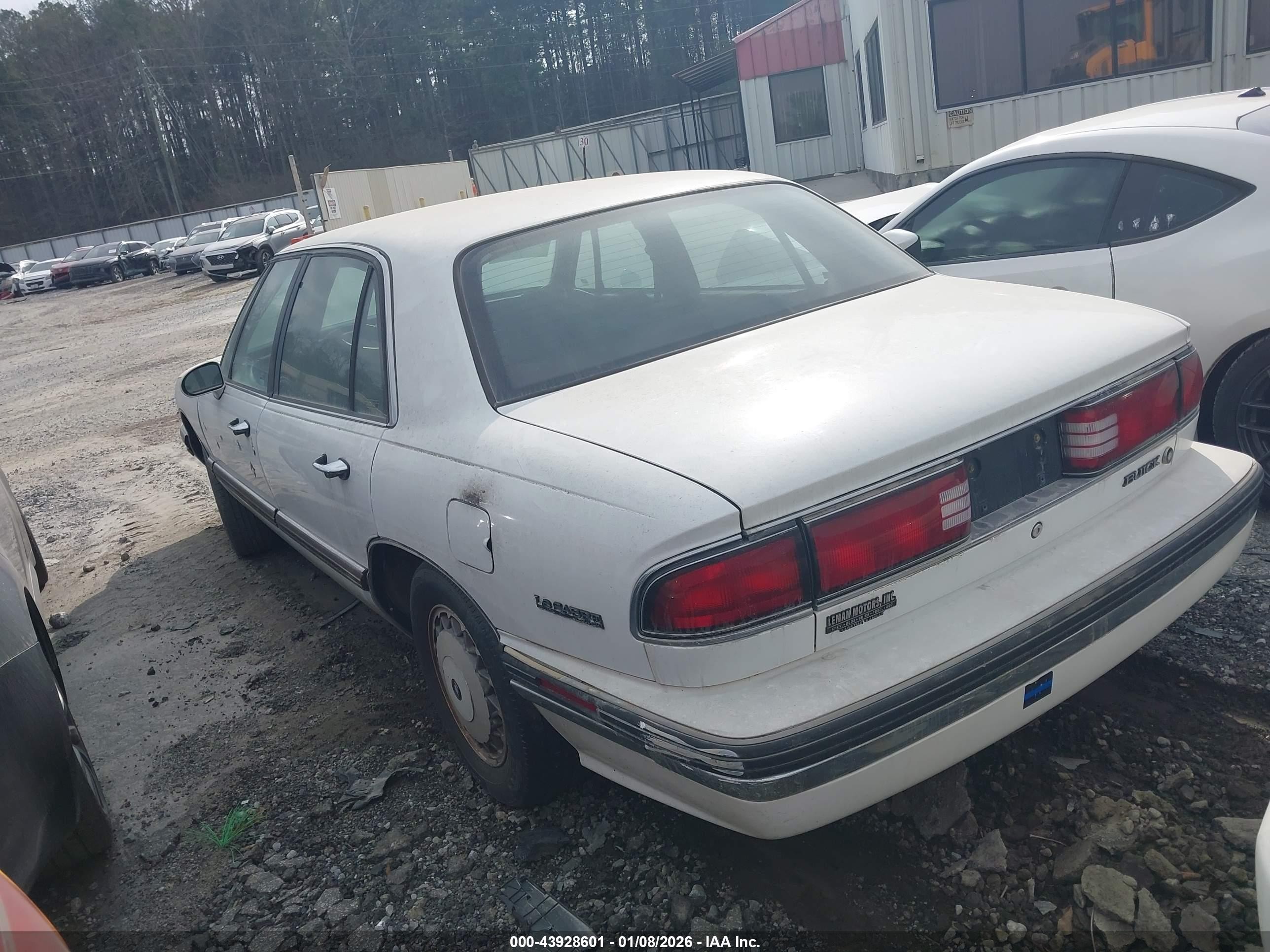 1996 Buick Lesabre Custom White vin: 1G4HP52K7TH437473