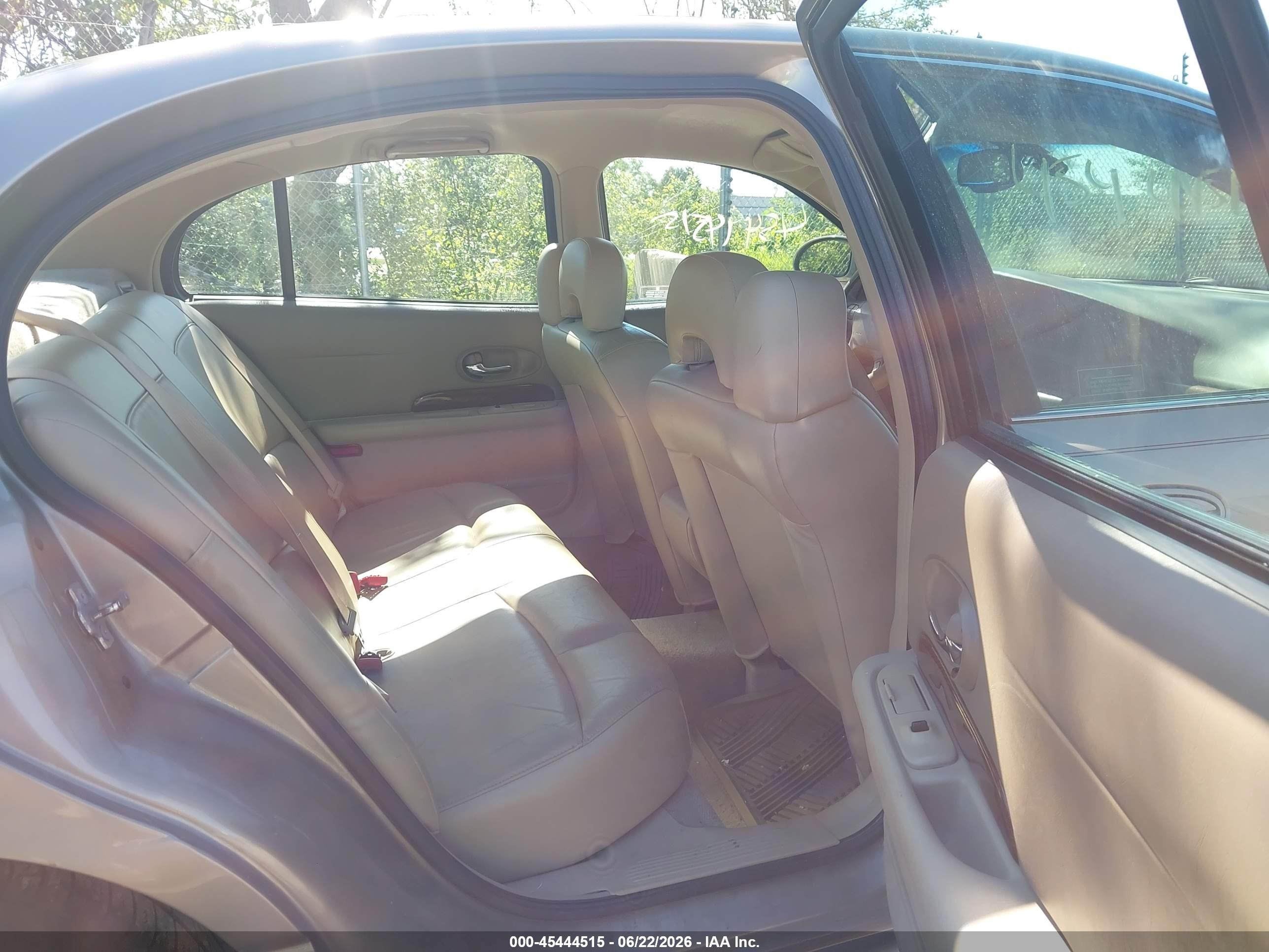 2004 Buick Lesabre Custom Tan vin: 1G4HP52K844166044