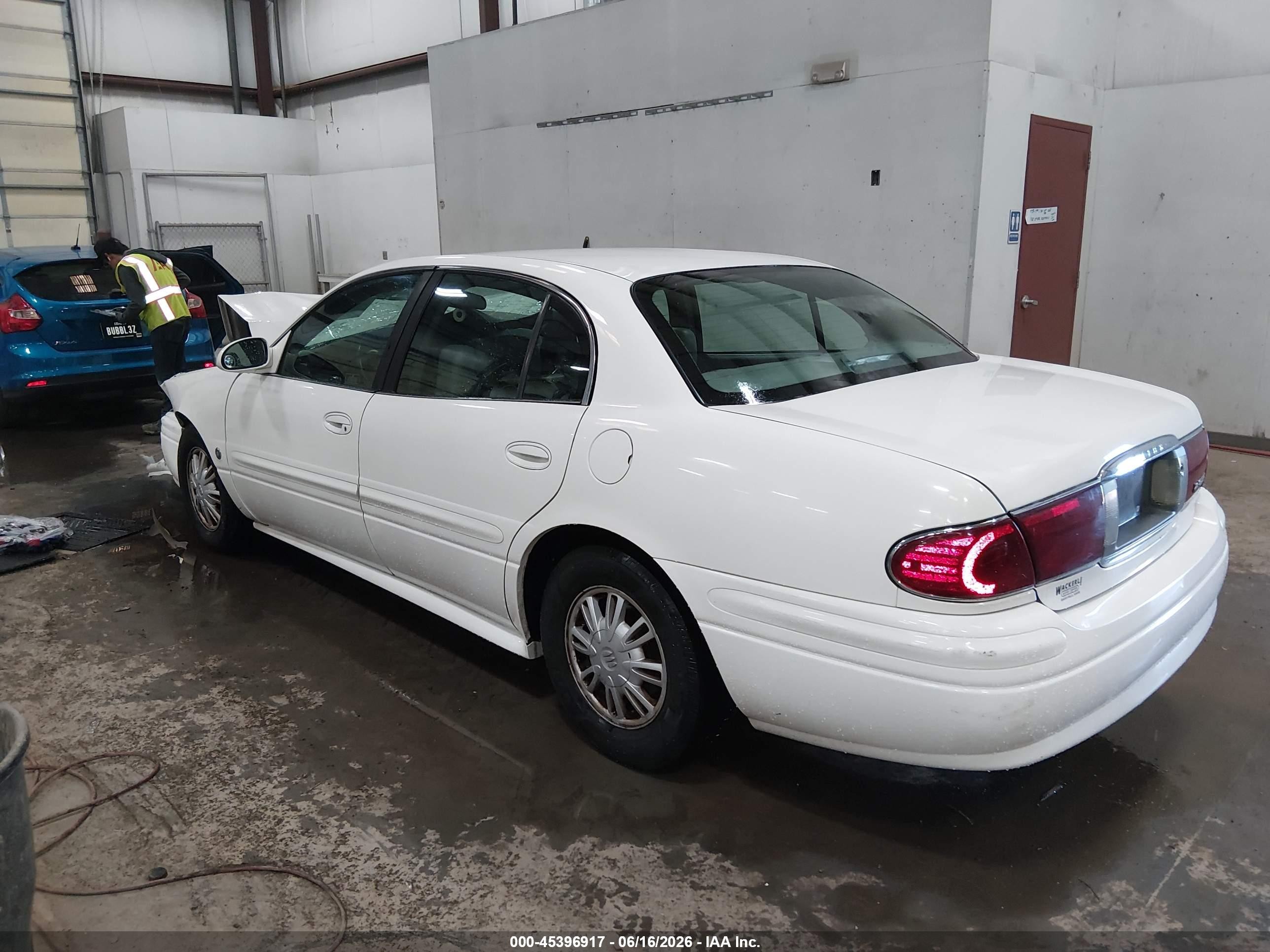 2004 Buick Lesabre Custom White vin: 1G4HP52K944110288