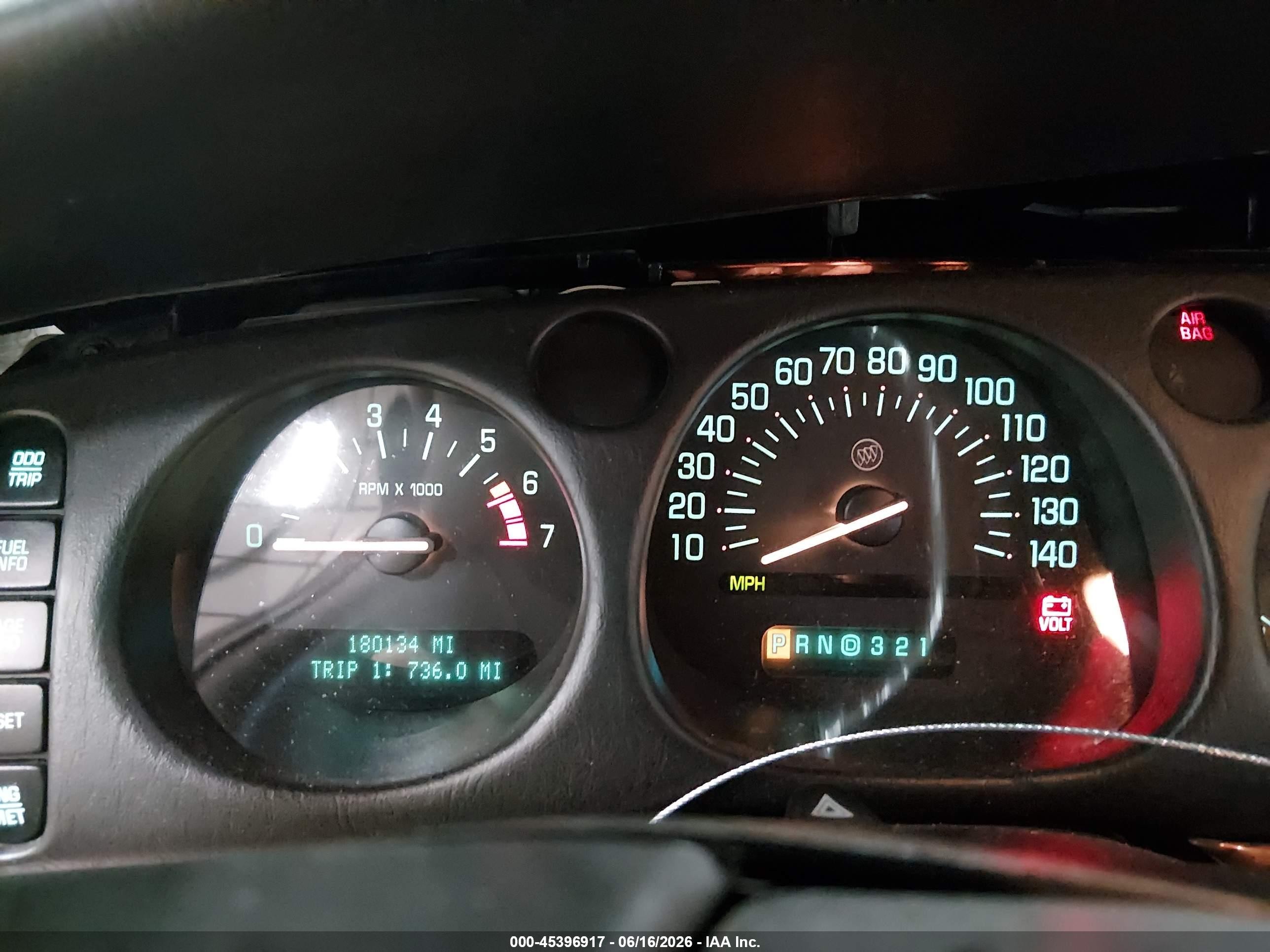 2004 Buick Lesabre Custom White vin: 1G4HP52K944110288