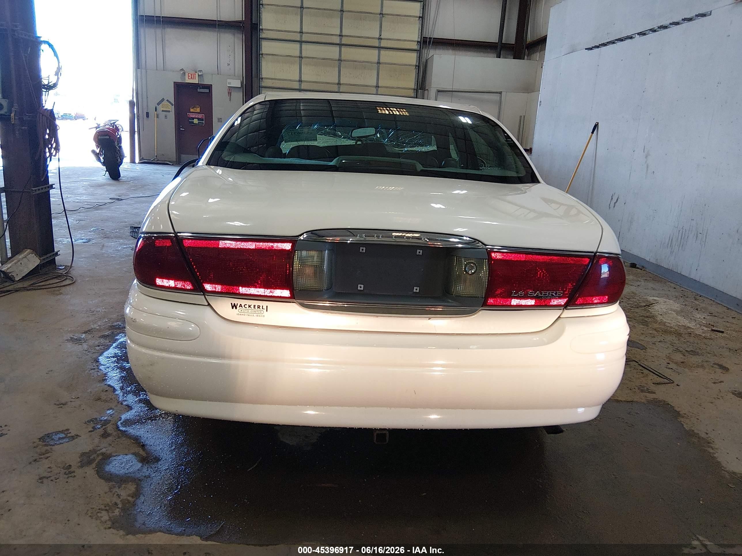 2004 Buick Lesabre Custom White vin: 1G4HP52K944110288