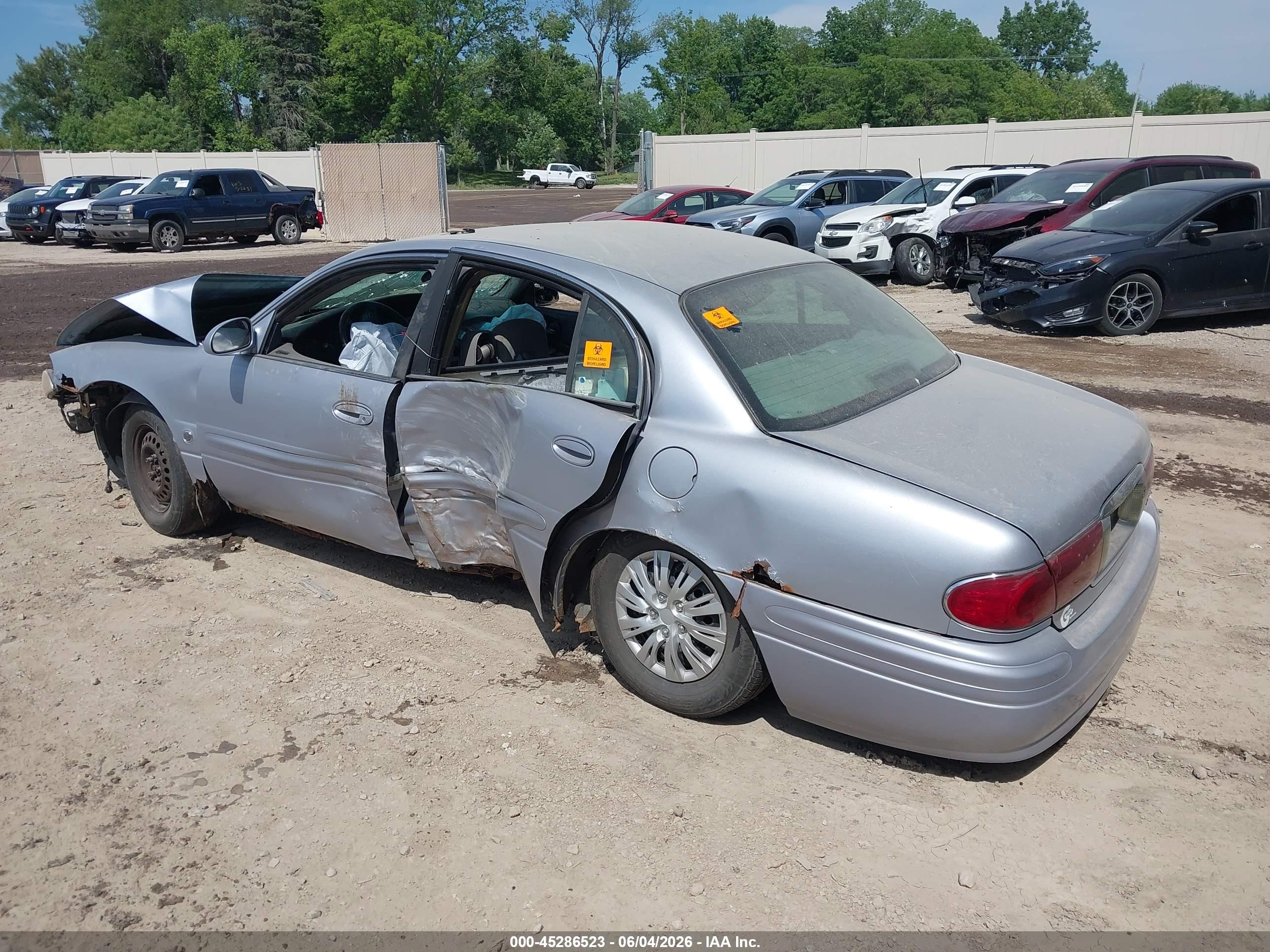 2004 Buick Lesabre Custom Silver vin: 1G4HP52K94U263432