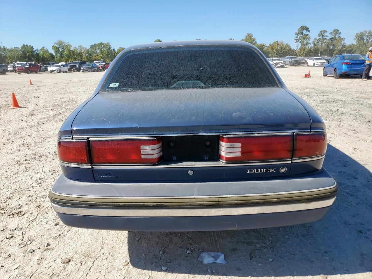 1996 Buick Lesabre Custom Blue vin: 1G4HP52K9TH413871