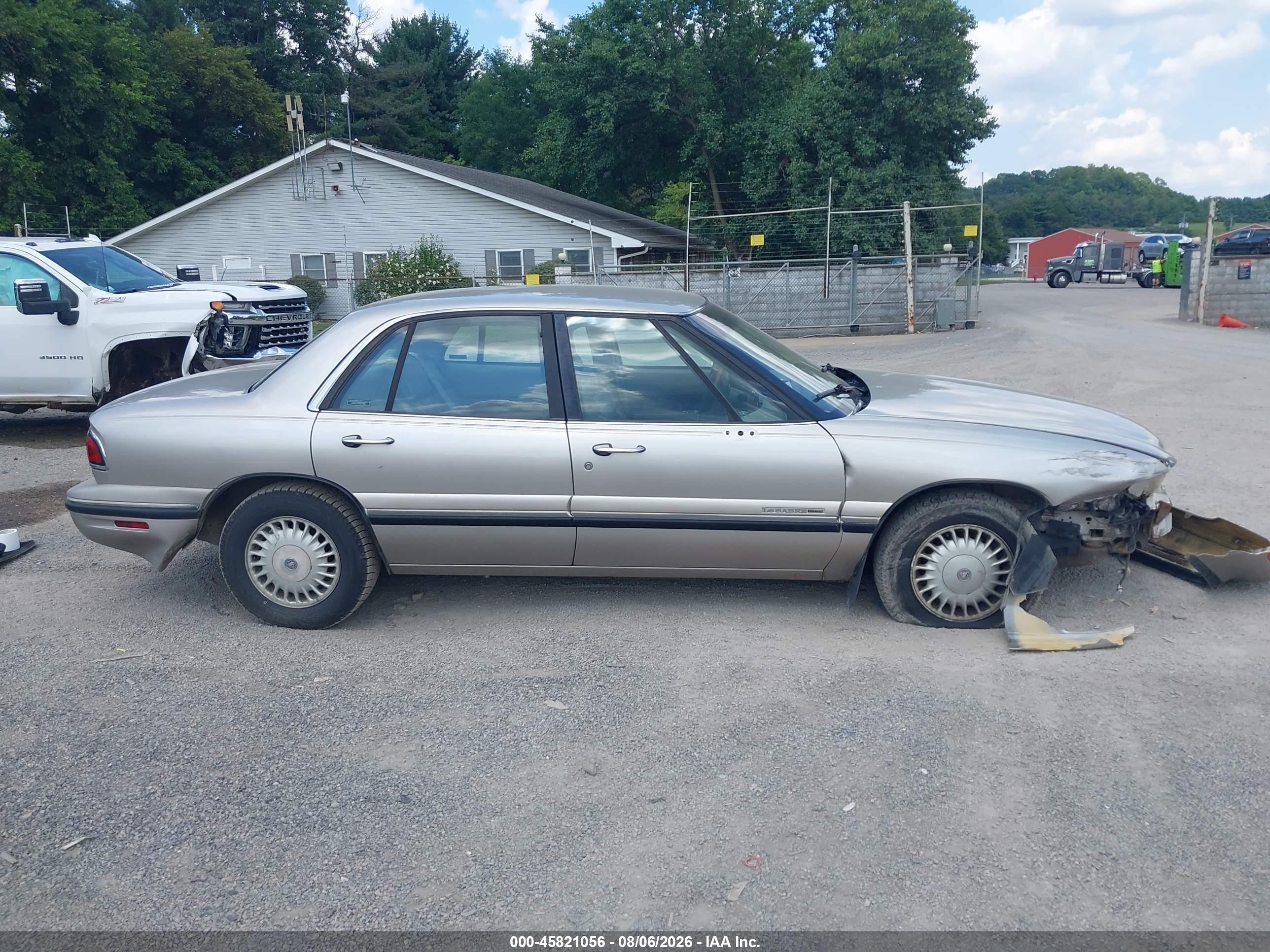 1997 Buick Lesabre Custom Silver vin: 1G4HP52K9VH590519