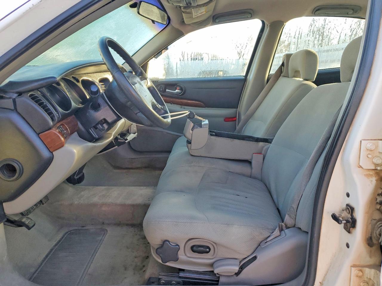 2004 Buick Lesabre Custom White vin: 1G4HP52KX44124071