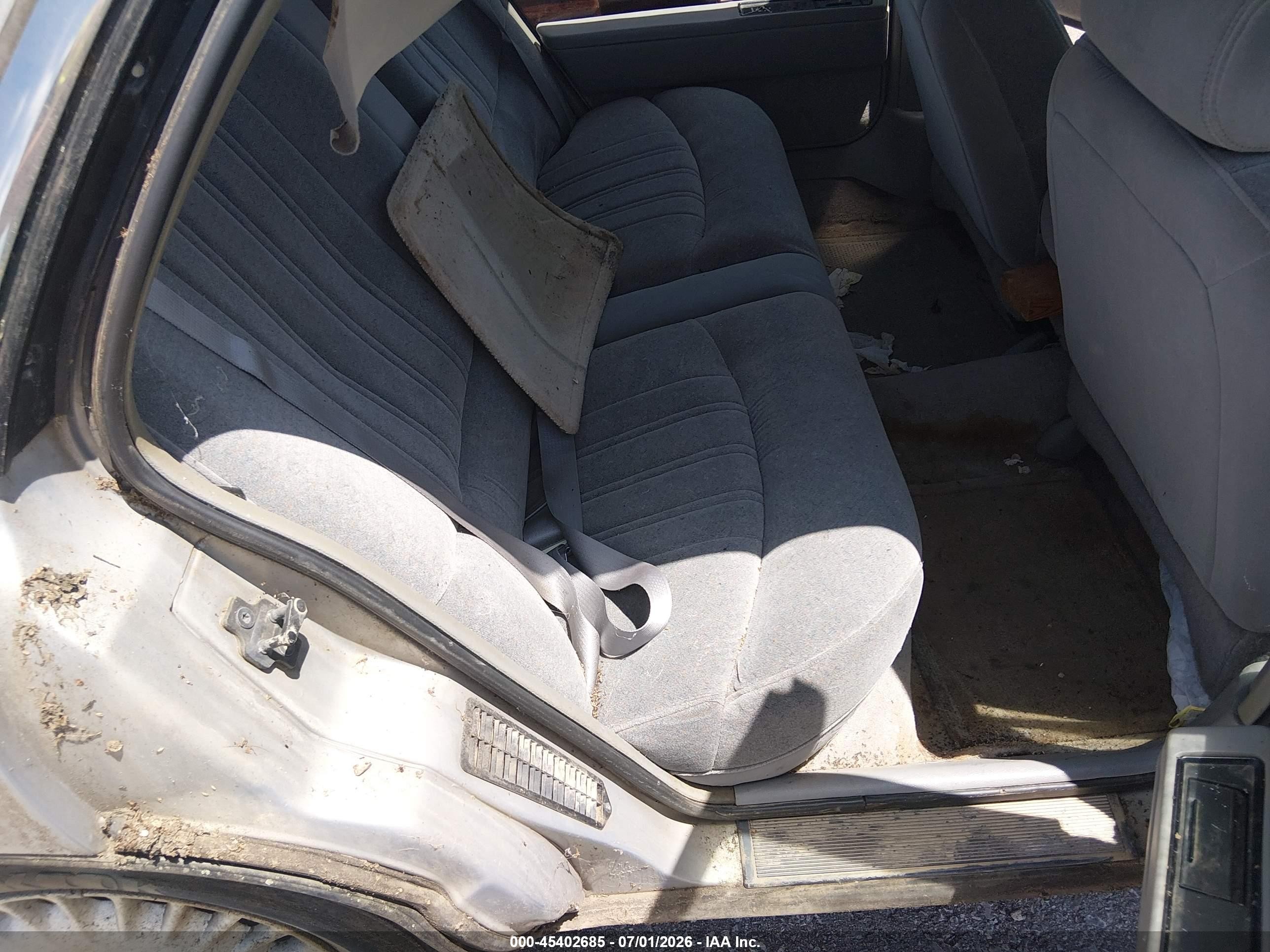 1997 Buick Lesabre Custom Серебряный vin: 1G4HP52KXVH486508