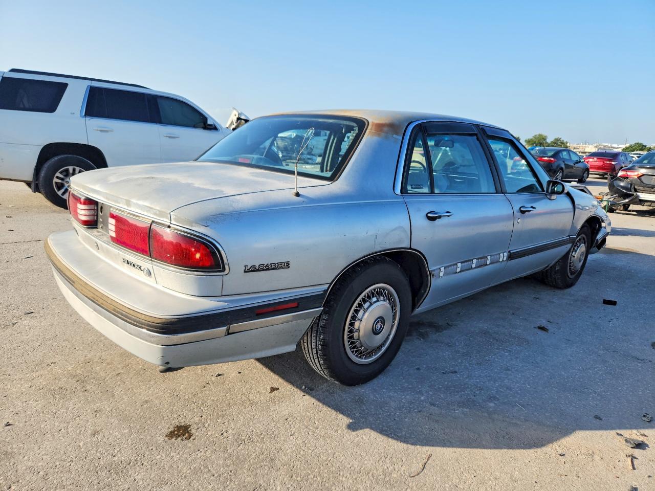 1995 Buick Lesabre Custom Silver vin: 1G4HP52L7SH455320