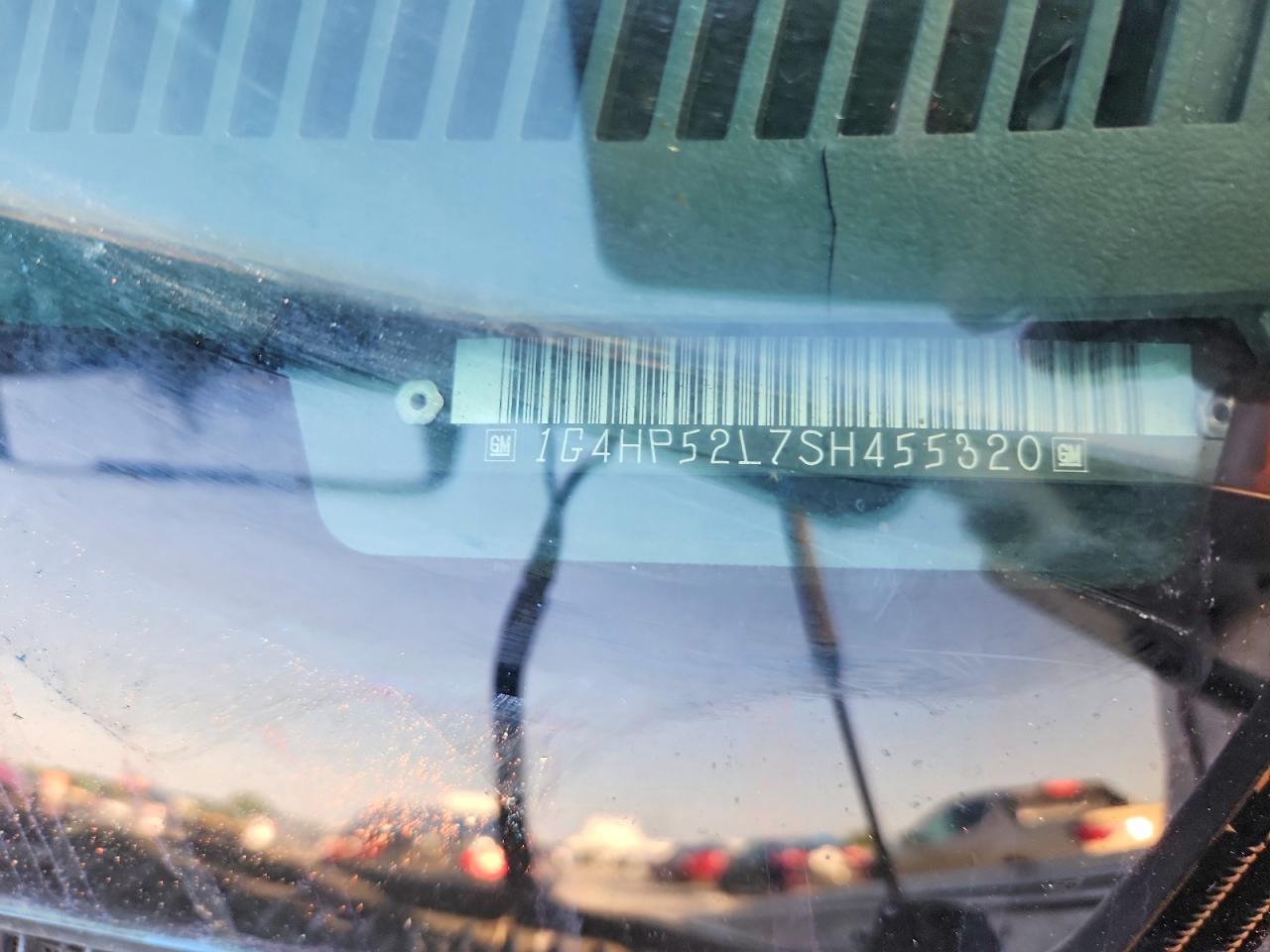 1995 Buick Lesabre Custom Silver vin: 1G4HP52L7SH455320