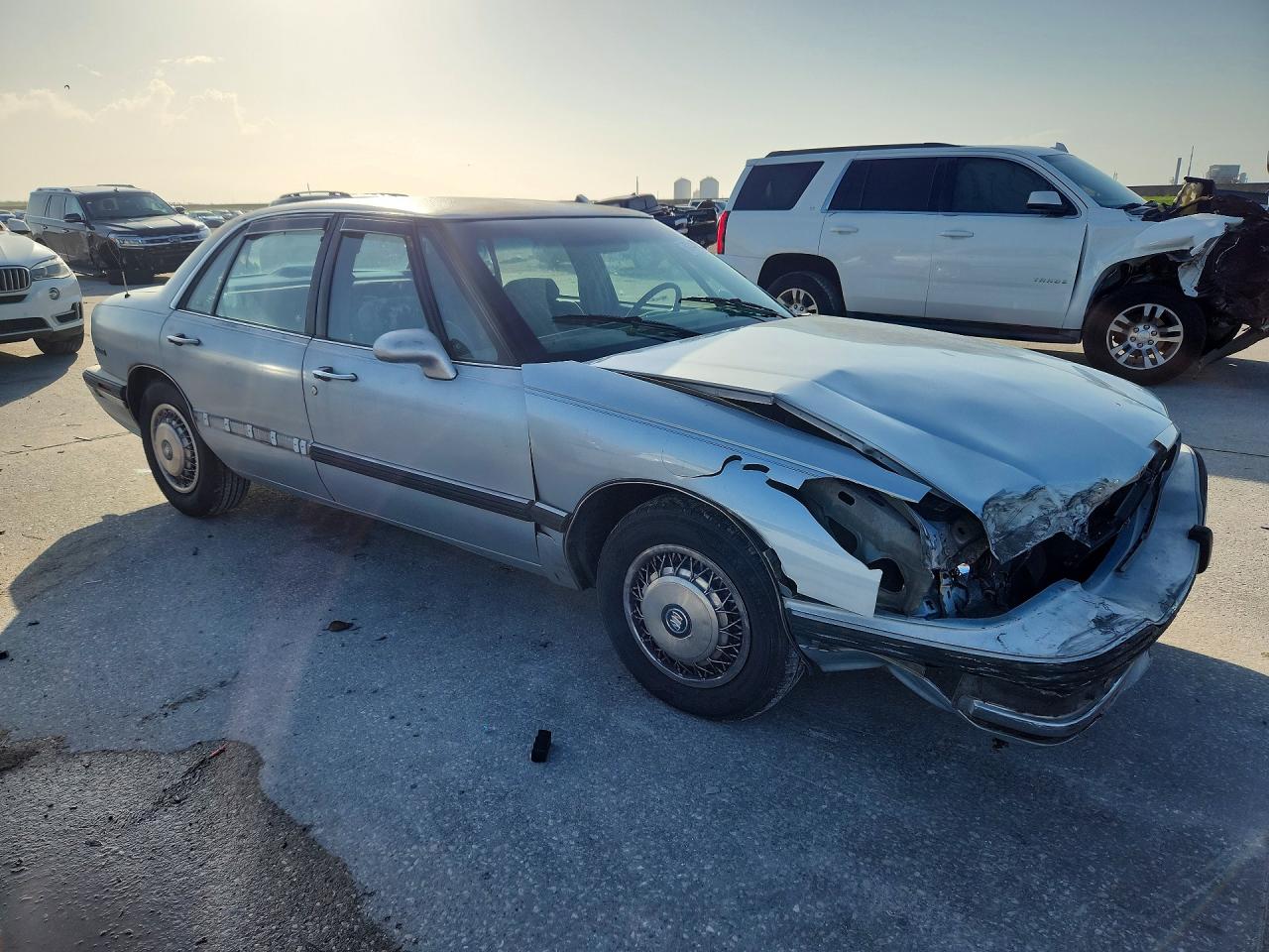1995 Buick Lesabre Custom Silver vin: 1G4HP52L7SH455320