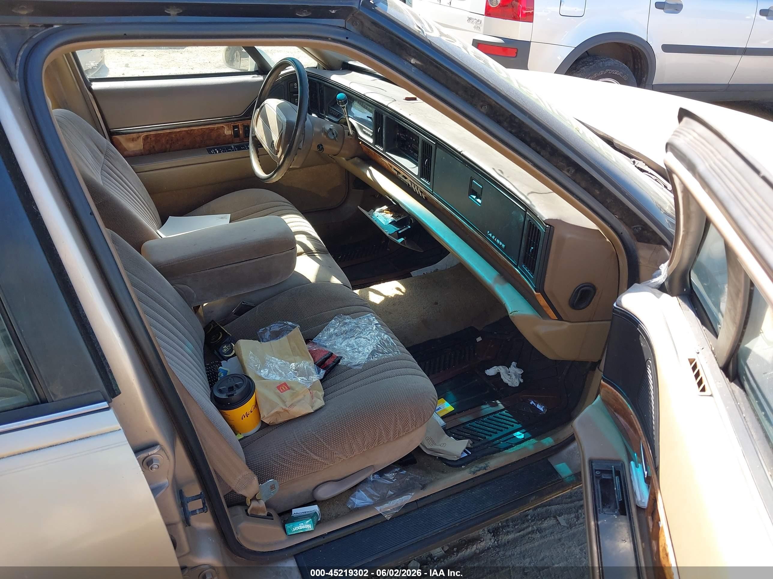 1993 Buick Lesabre Custom/90th Anniversary Gold vin: 1G4HP53LXPH496983