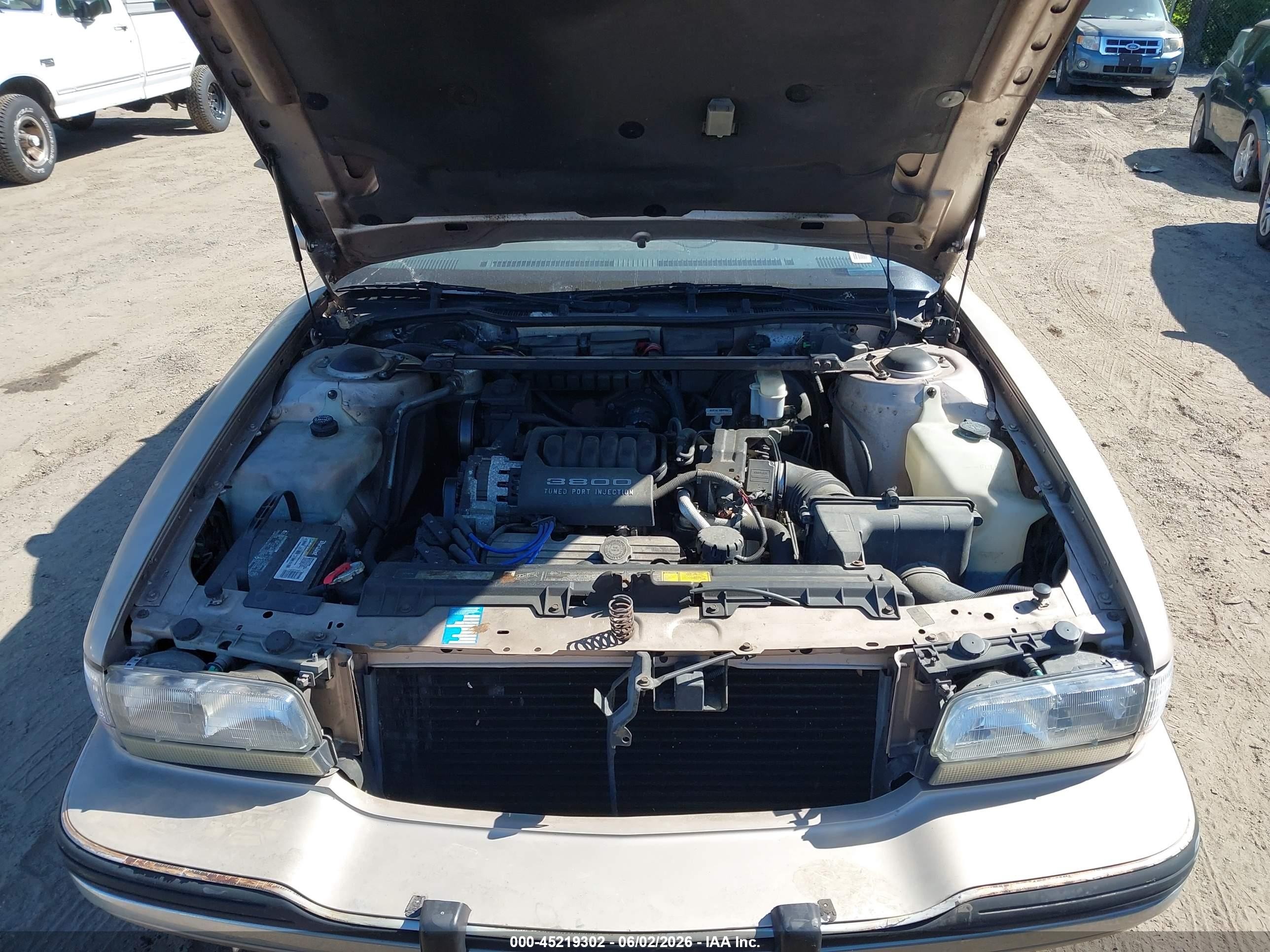 1993 Buick Lesabre Custom/90th Anniversary Gold vin: 1G4HP53LXPH496983